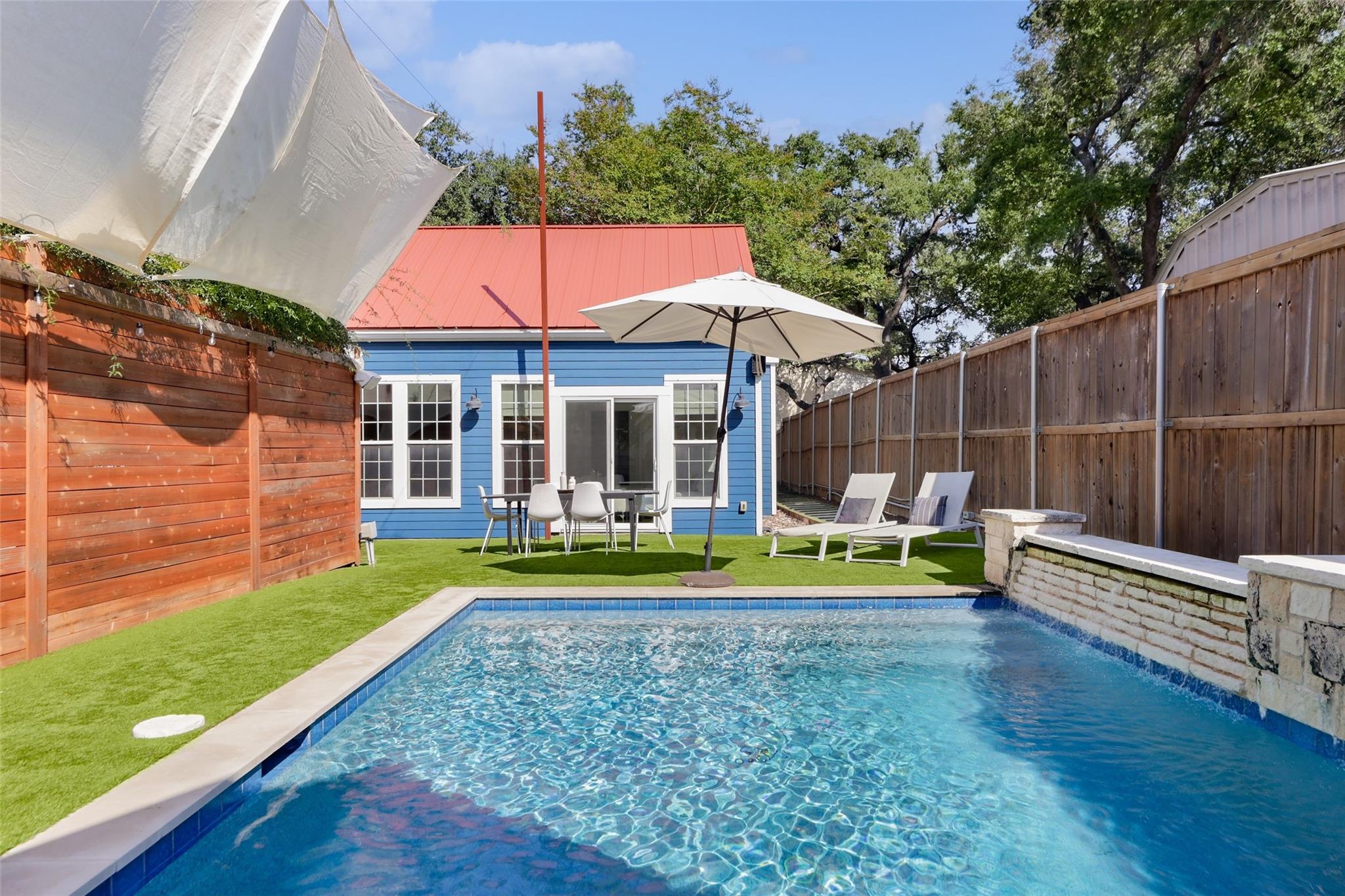 1504 Brackenridge ST