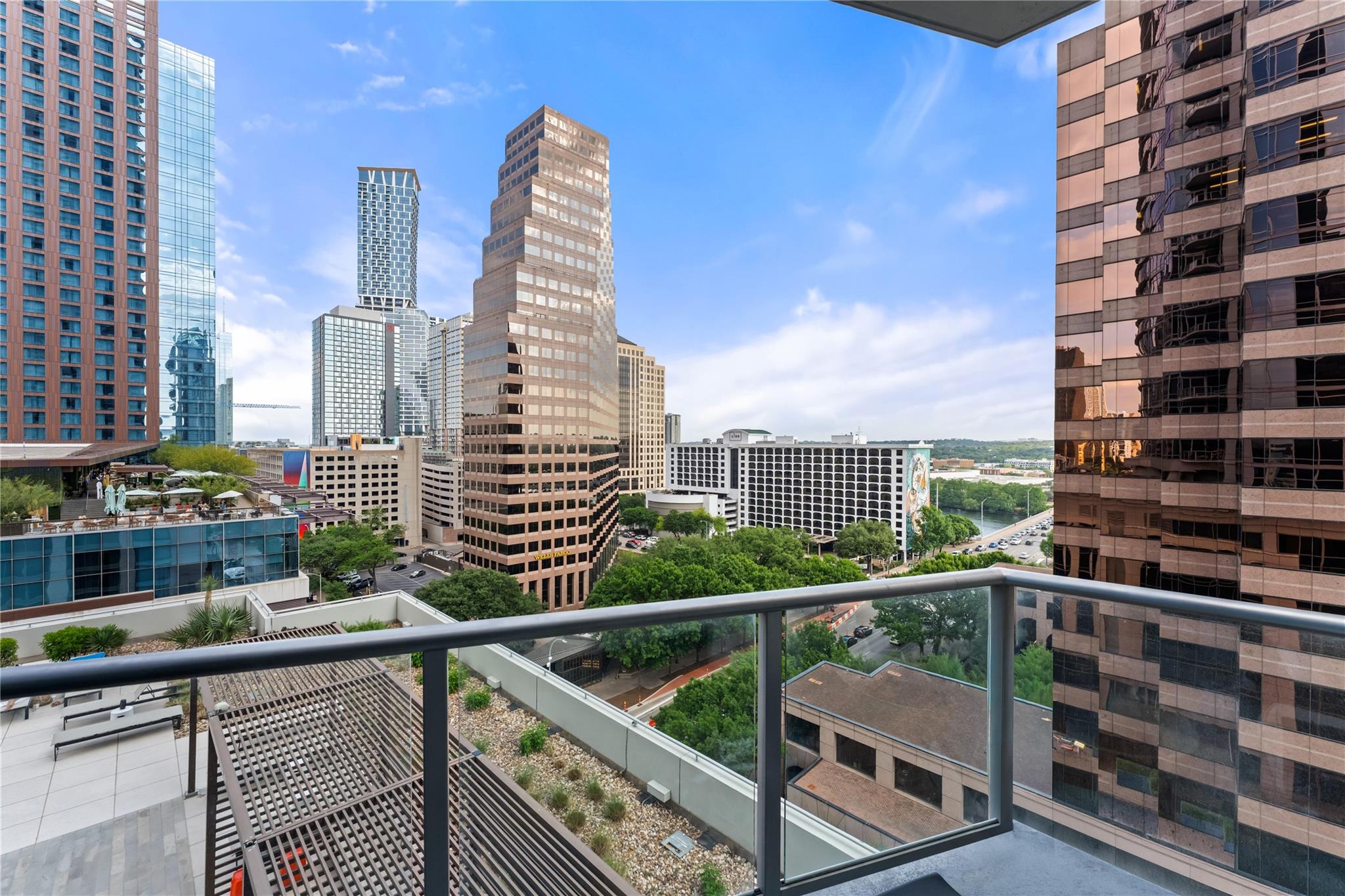 200 Congress Ave # 11F