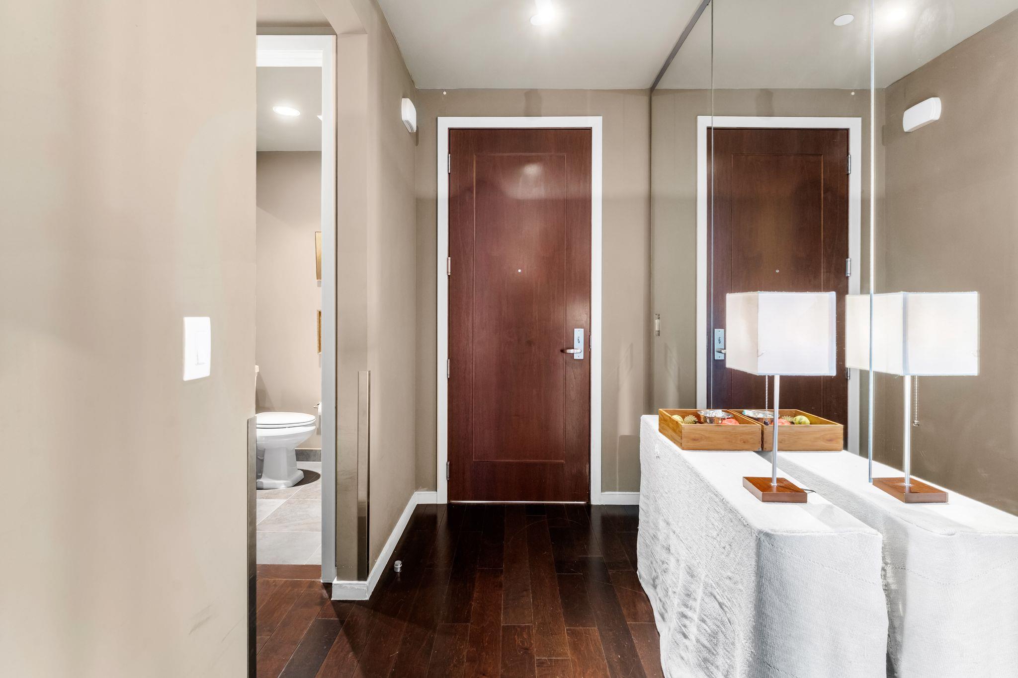 200 Congress Ave # 11F