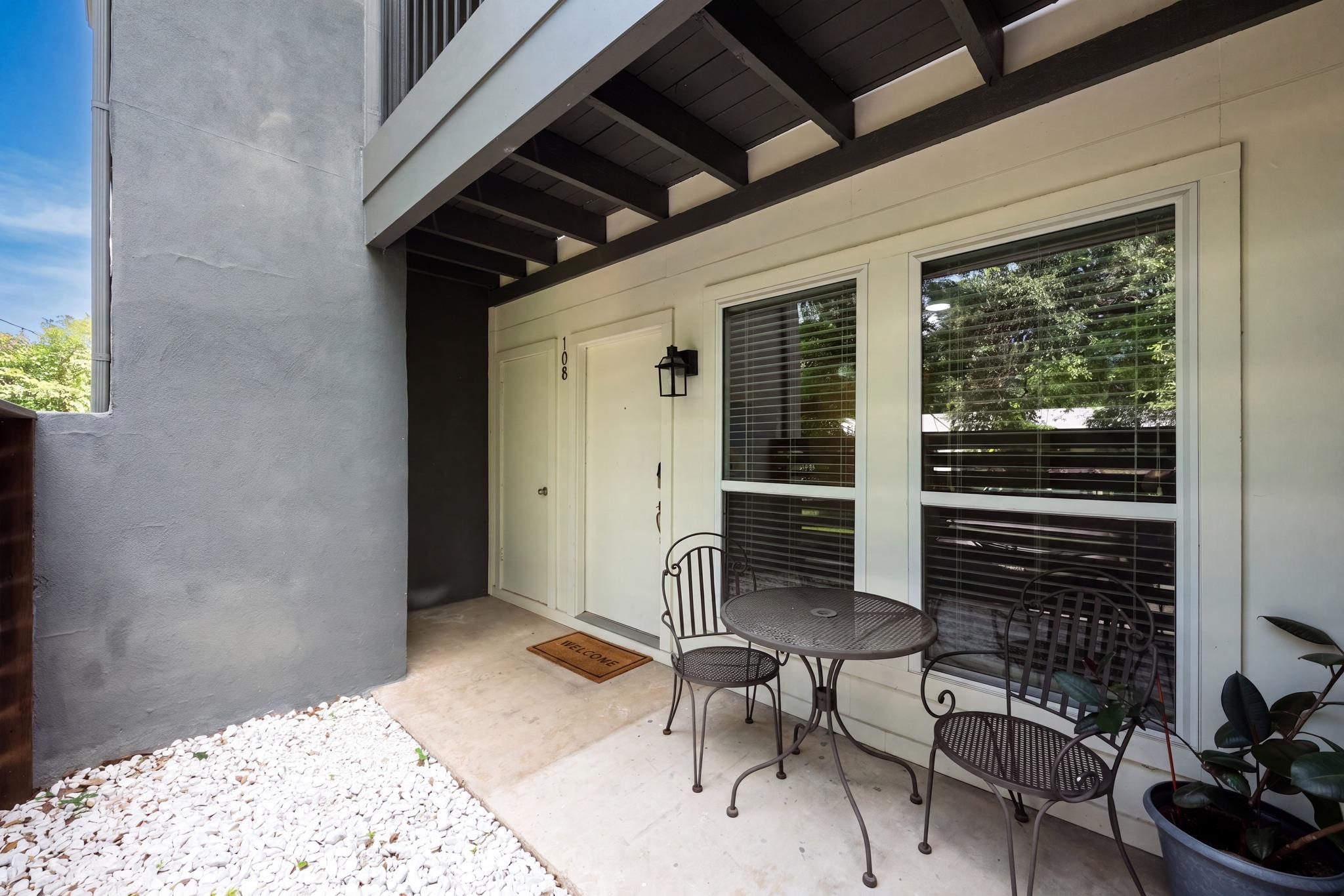 1509 W 39 1/2 ST # 108