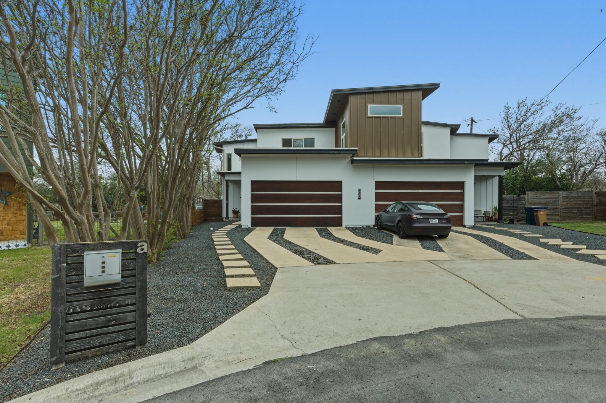 1405 Camelot CIR # A