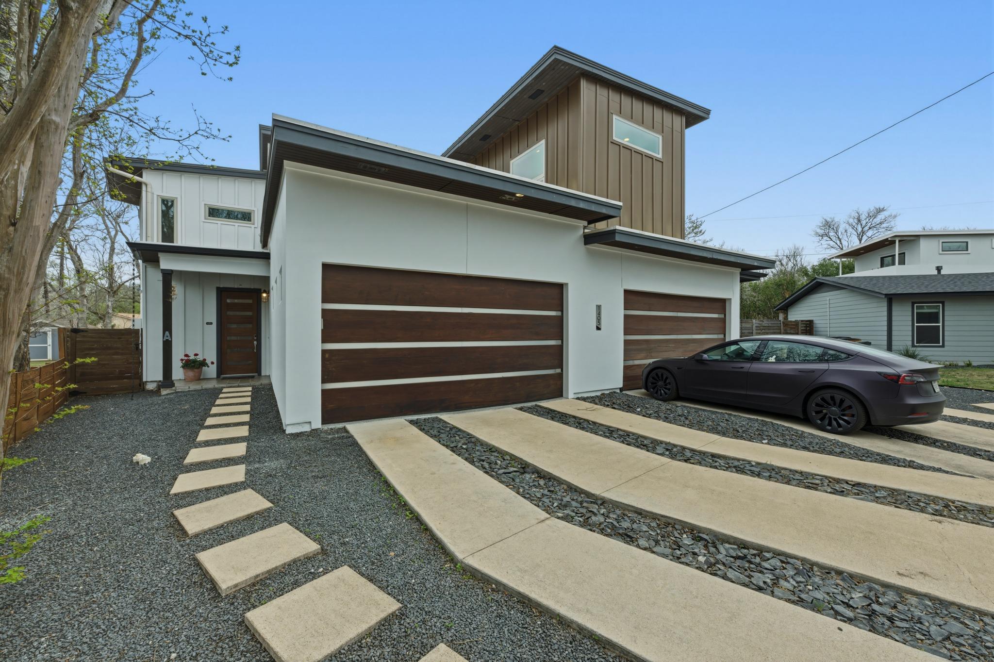 1405 Camelot CIR # A