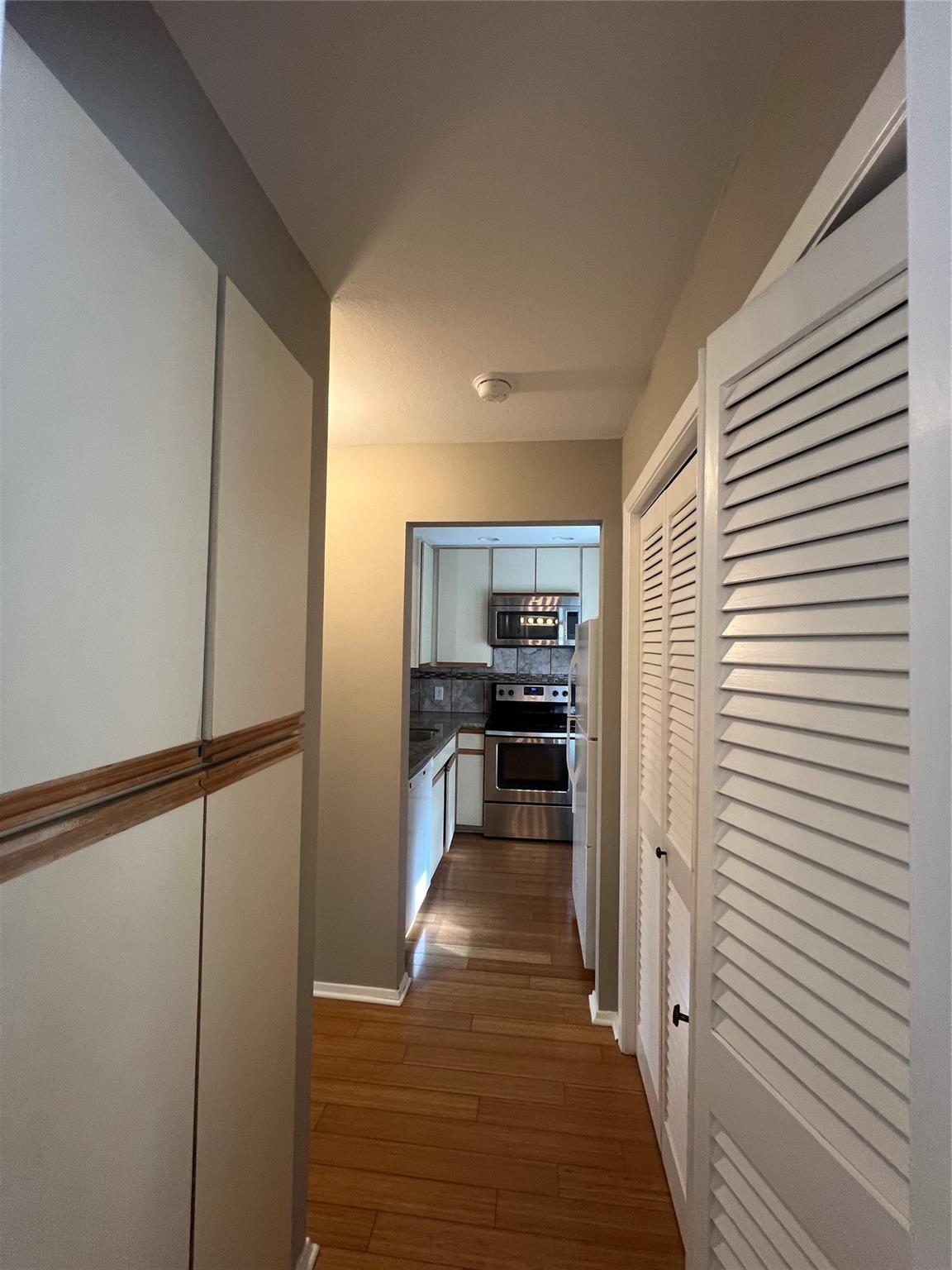 1302 Woodlawn BLVD # 208