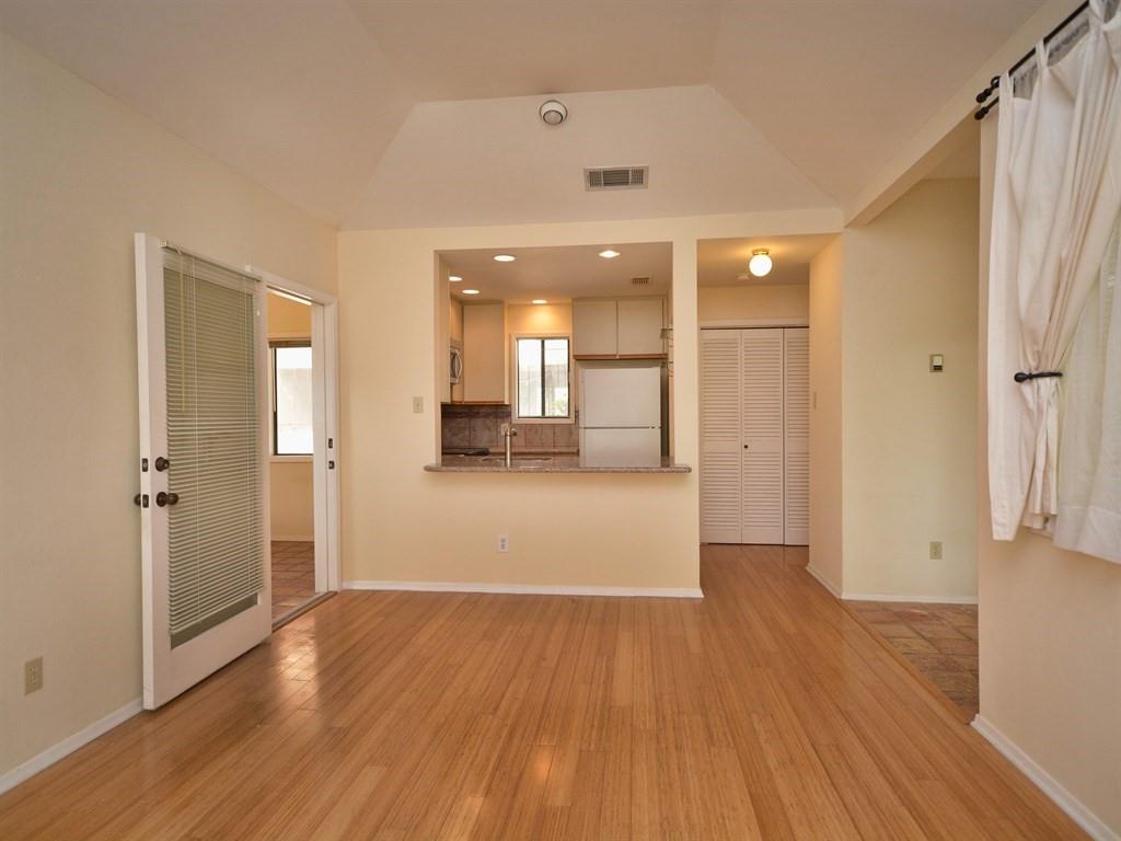 1302 Woodlawn BLVD # 208