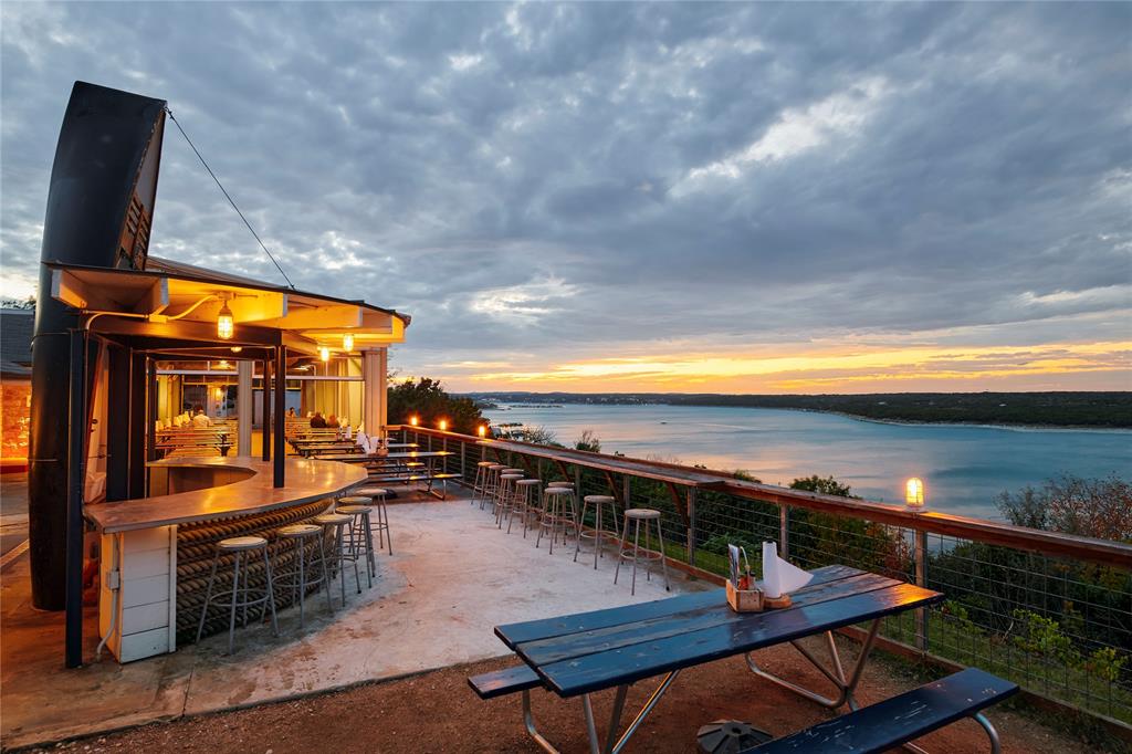 2050 Lohmans SPUR # 2202