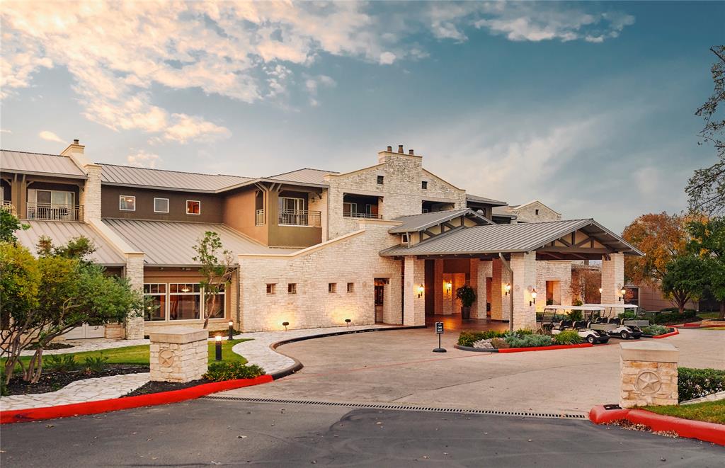 2050 Lohmans SPUR # 2202