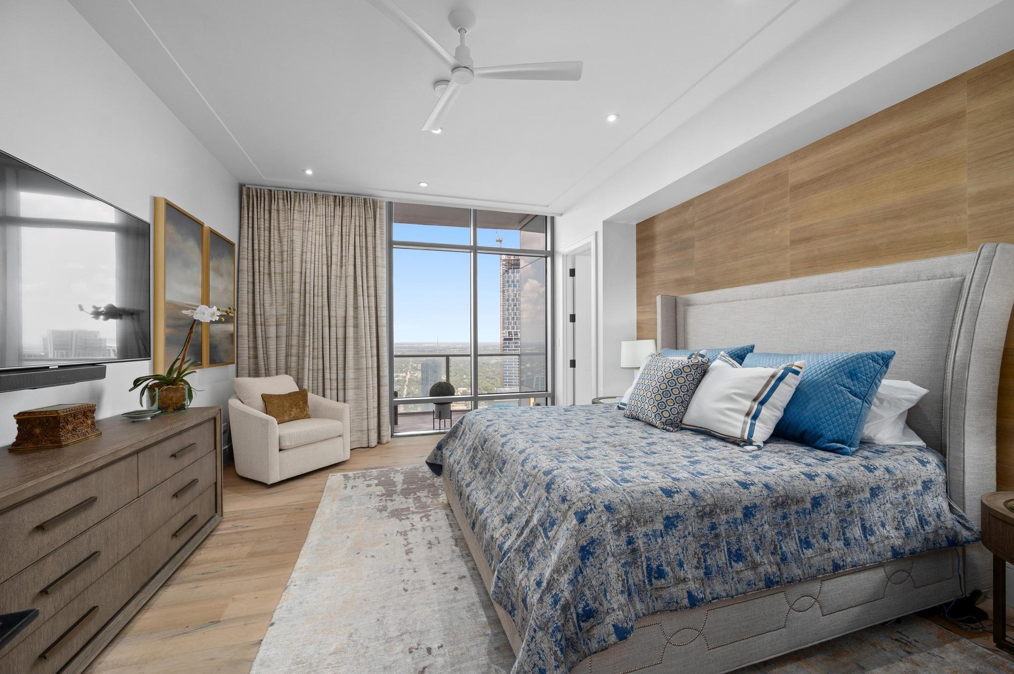 200 Congress Ave # 48Y