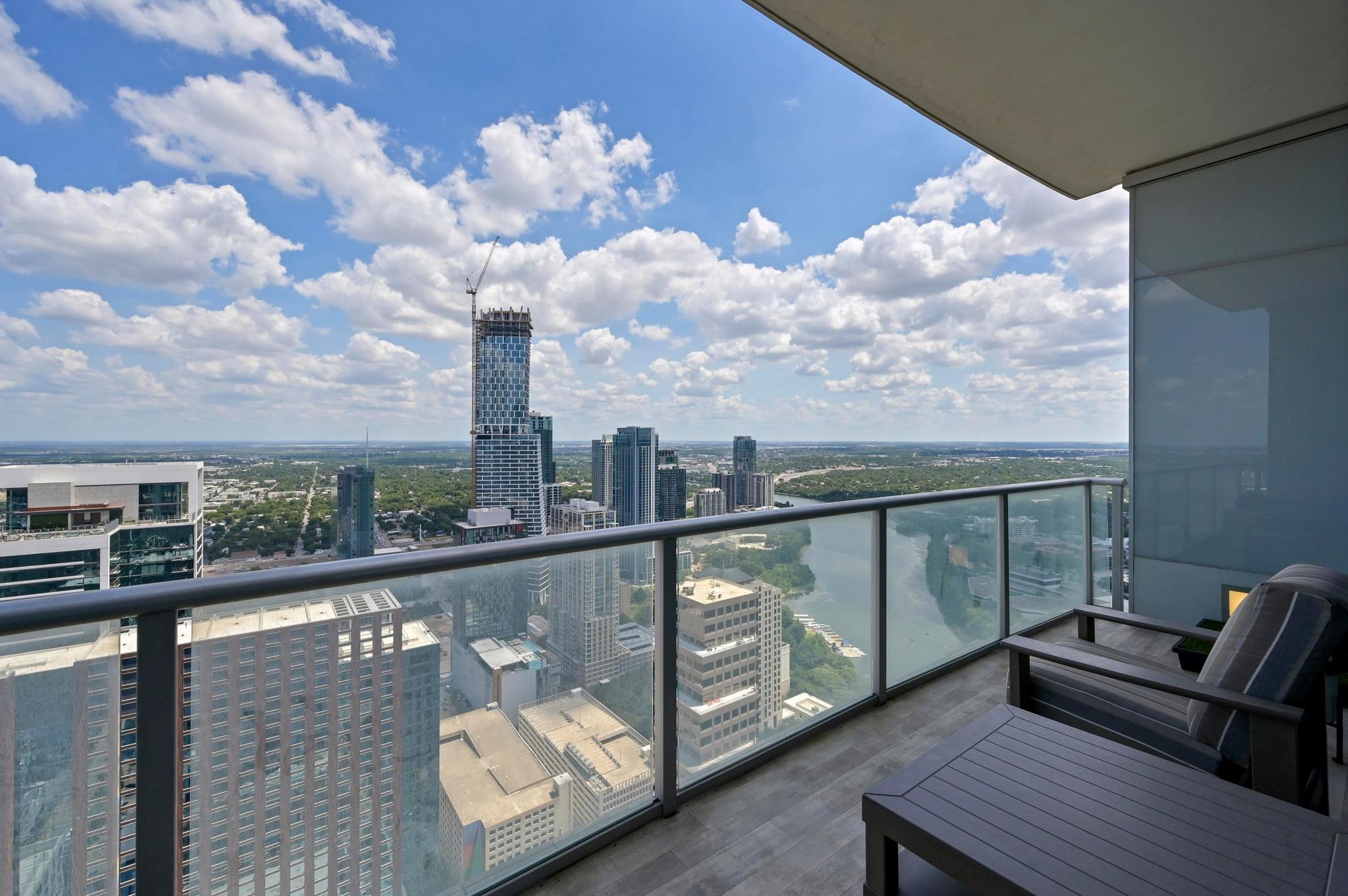 200 Congress Ave # 48Y