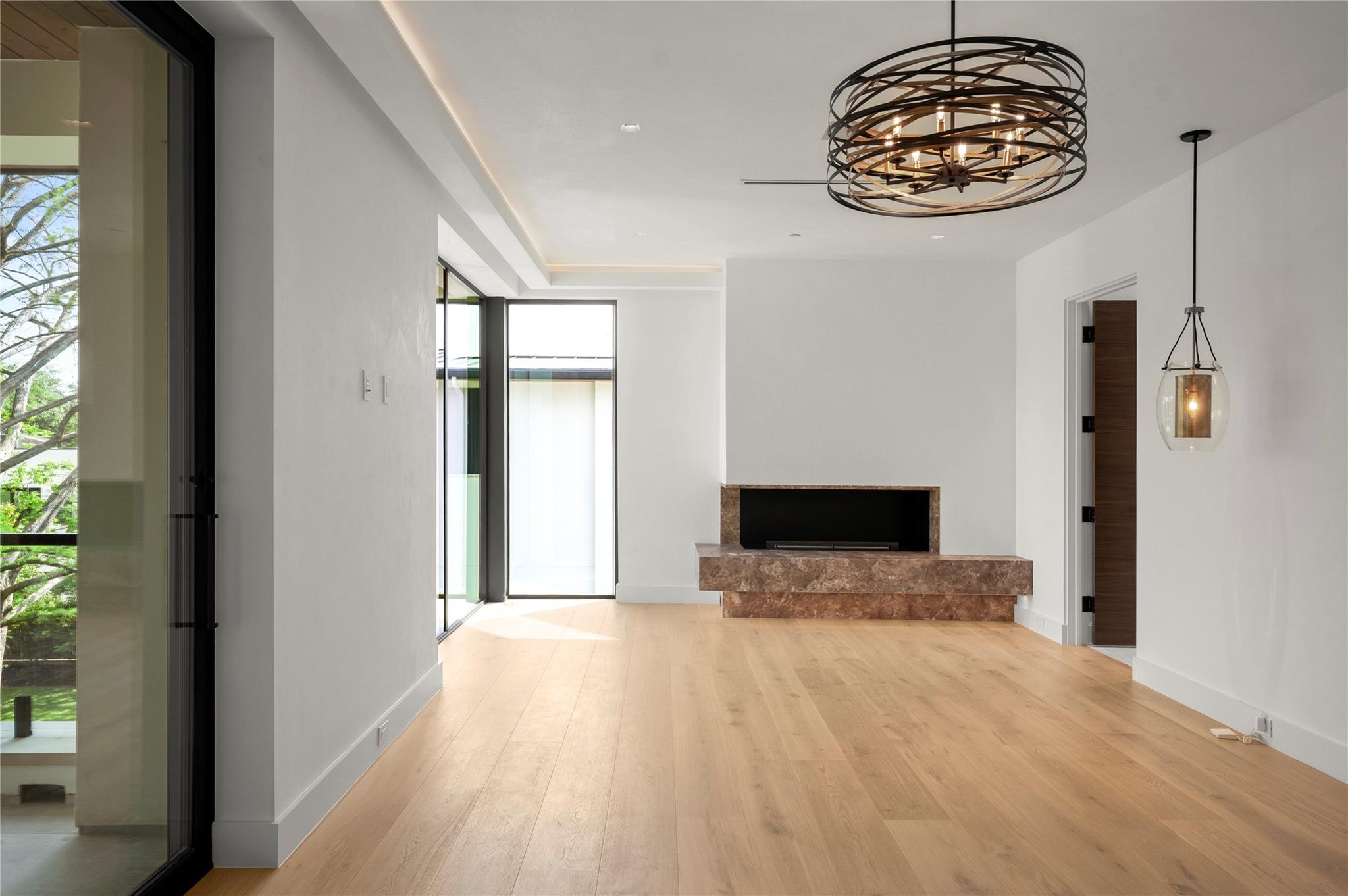 2503 Westlake DR # 301