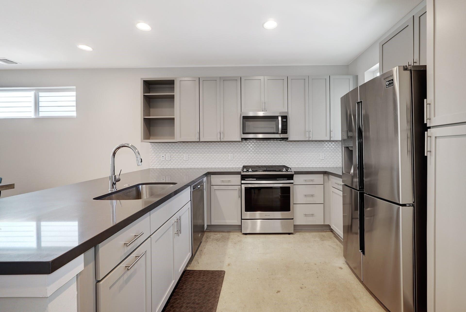 3108 Aldwyche DR