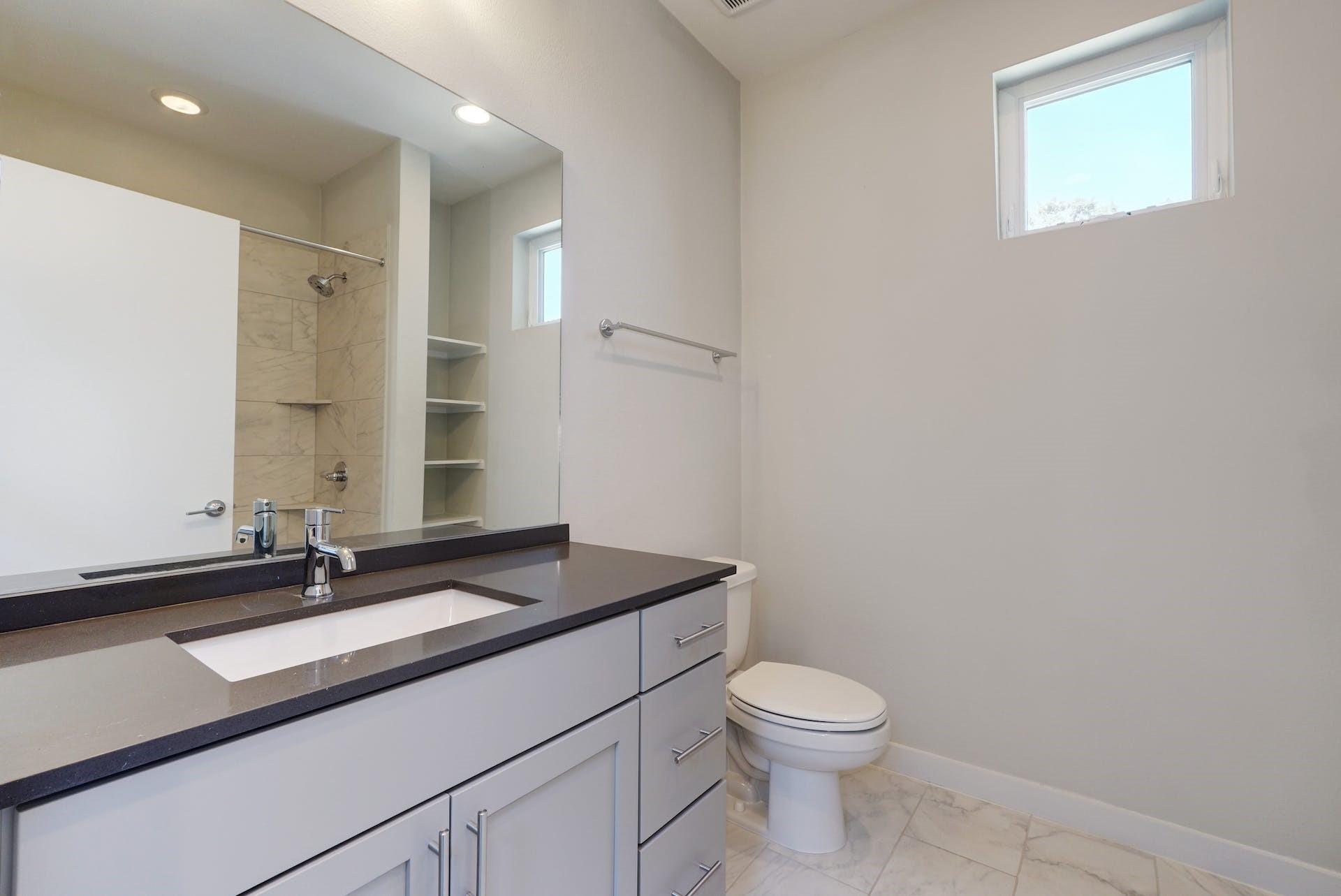 3108 Aldwyche DR