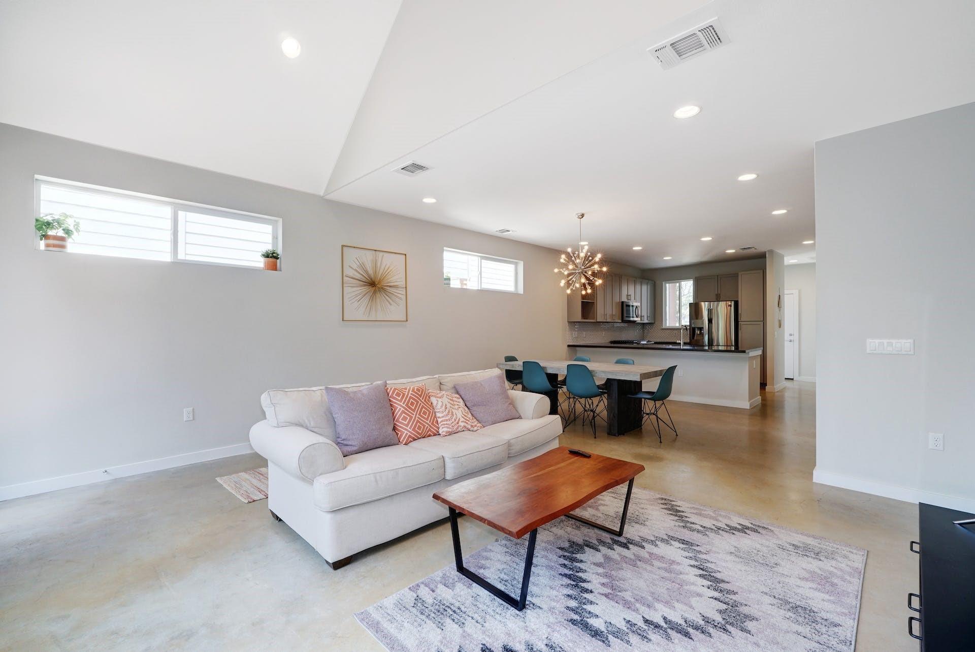 3108 Aldwyche DR