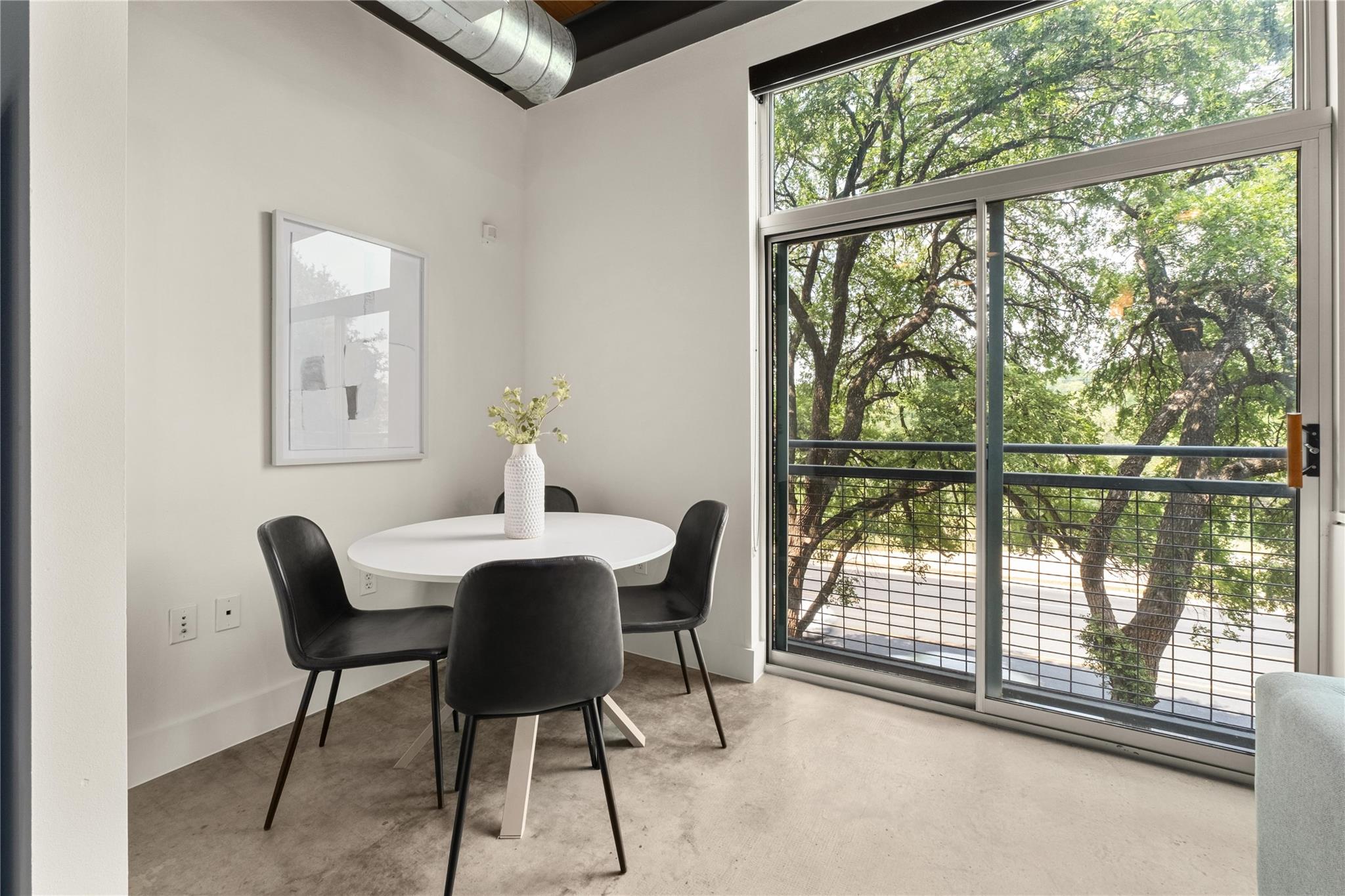 2205 N Lamar BLVD # 113