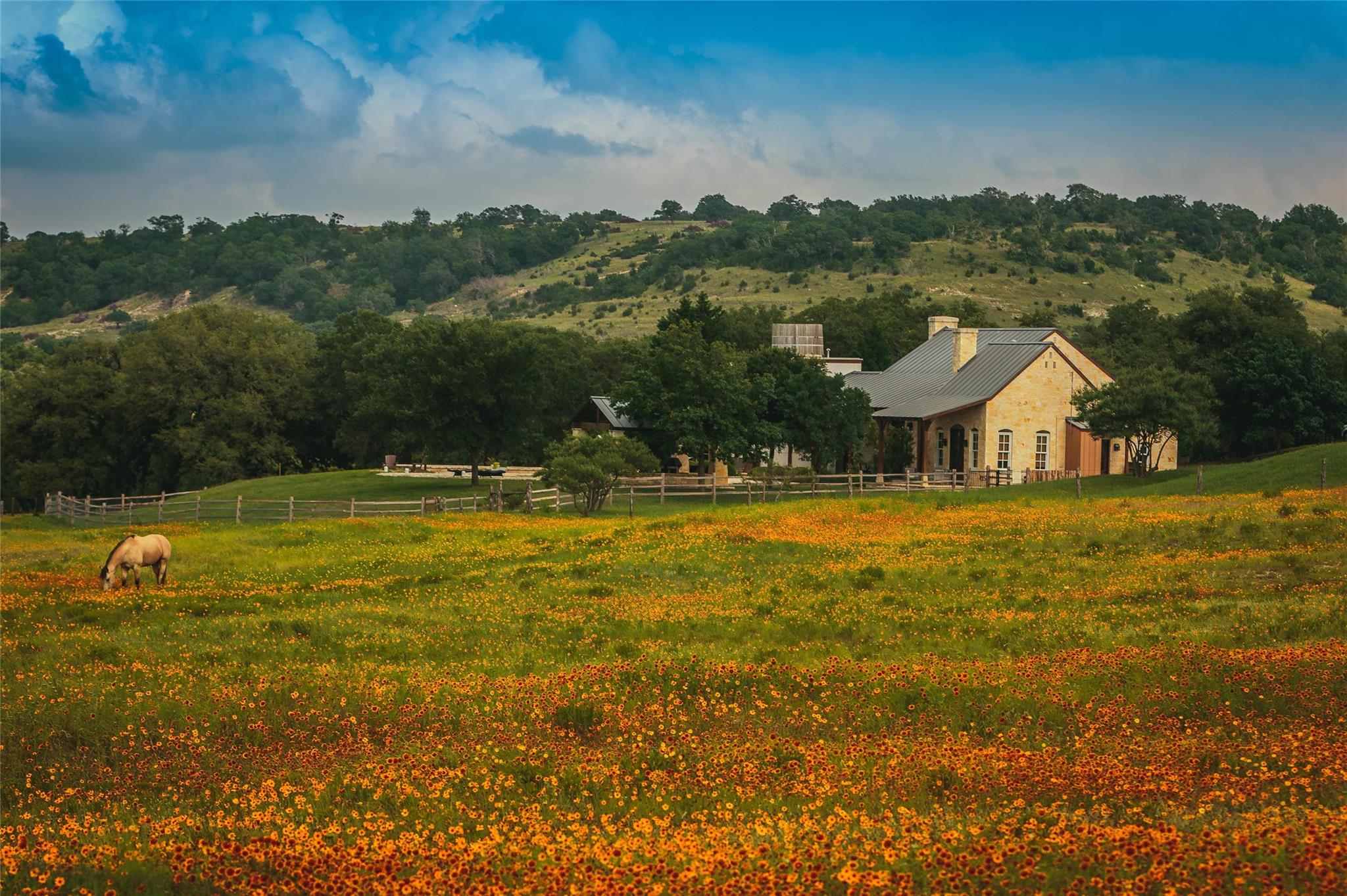 1934 N Walnut Springs RD