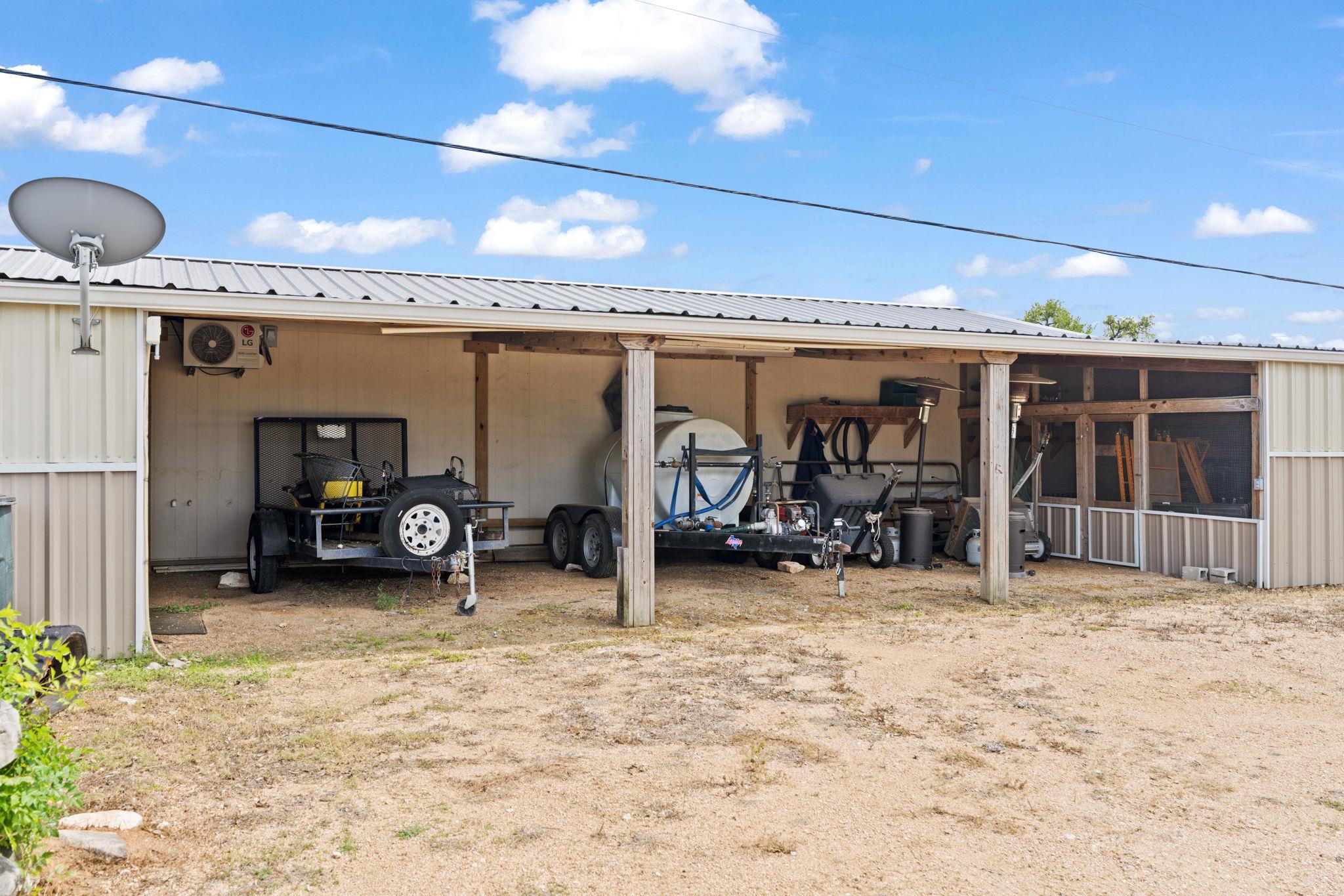 1457 Avenida High VW
