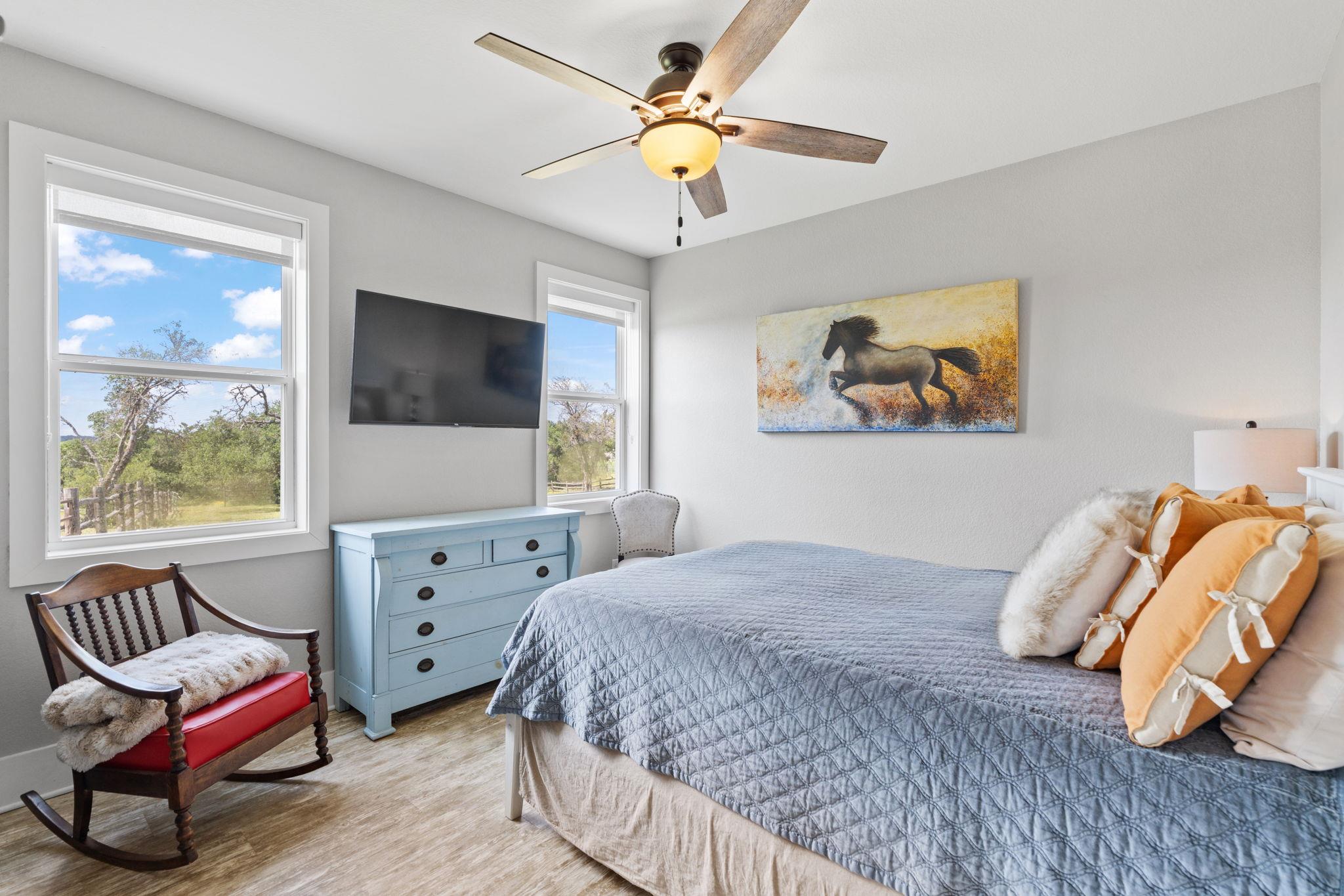 1457 Avenida High VW