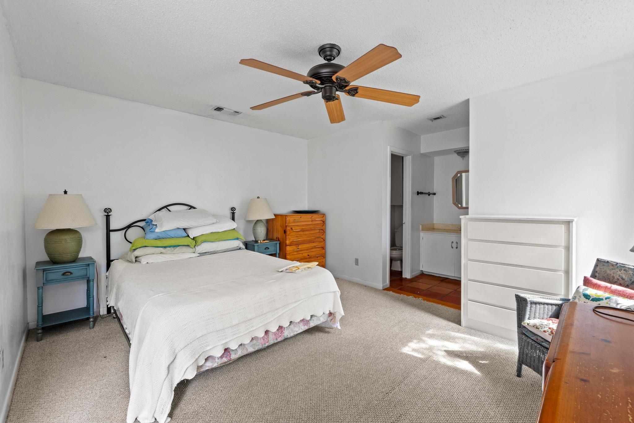 2101 Trail Of The Madrones