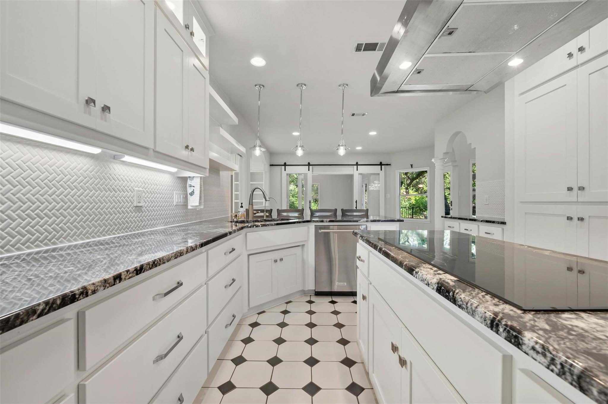117 Long Wood Ave