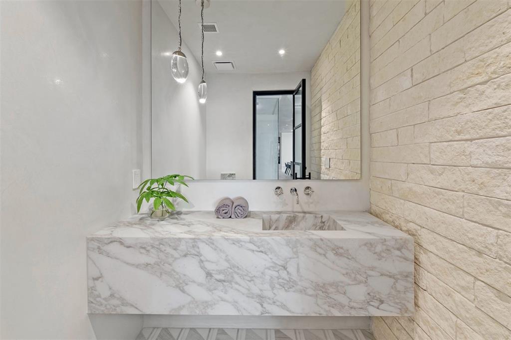 301 Yaupon Valley RD