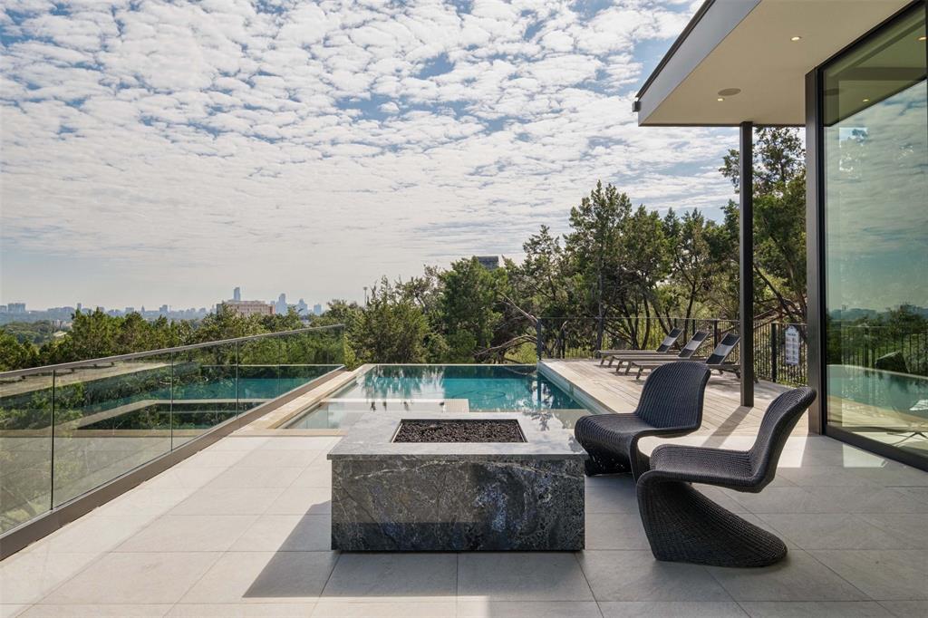 301 Yaupon Valley RD