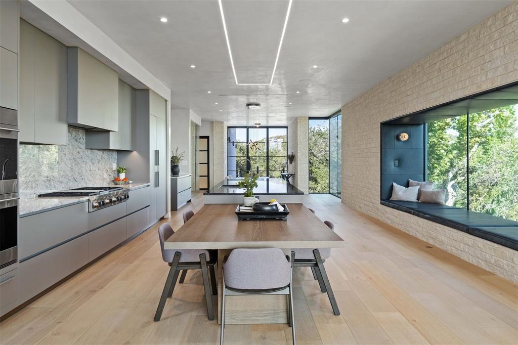 301 Yaupon Valley RD