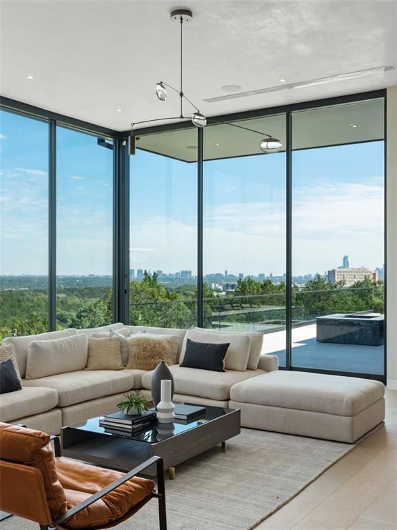 301 Yaupon Valley RD