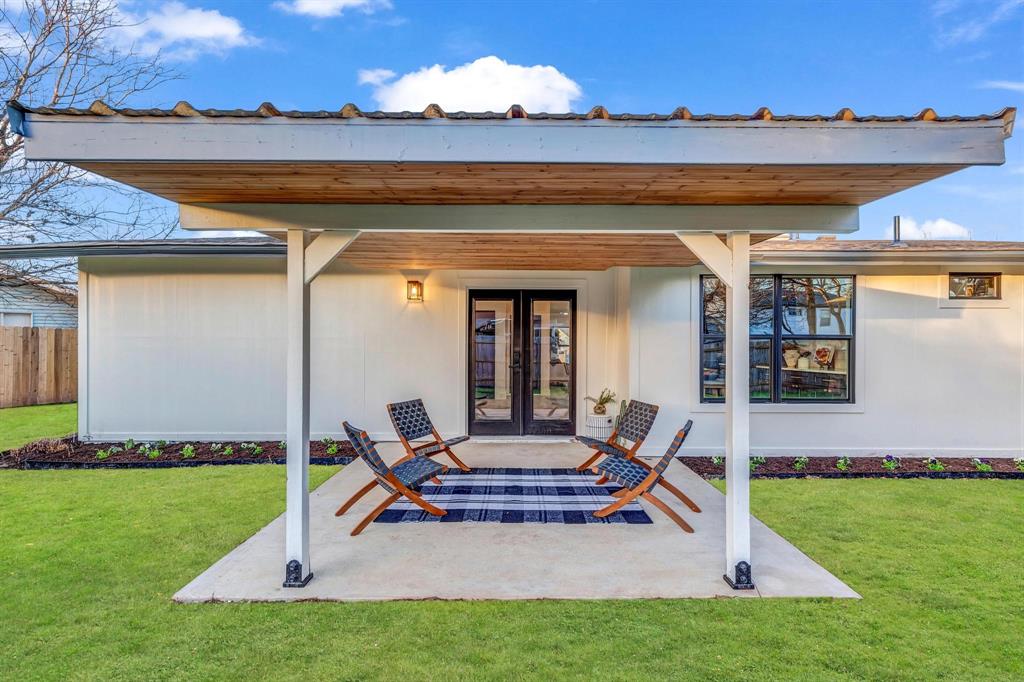 3005 Cedarlawn CIR