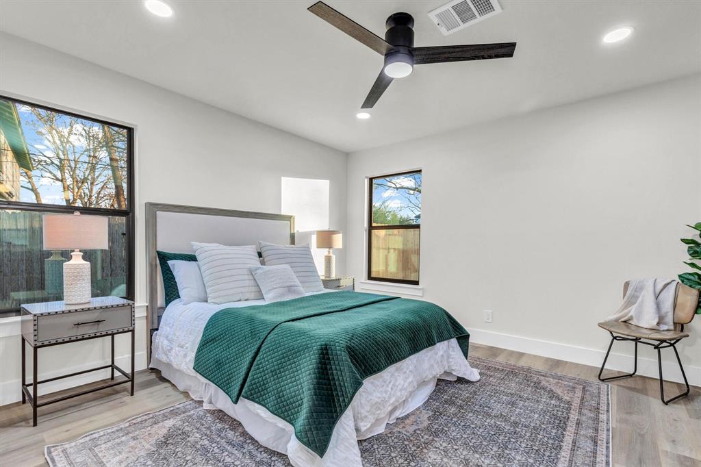 3005 Cedarlawn CIR