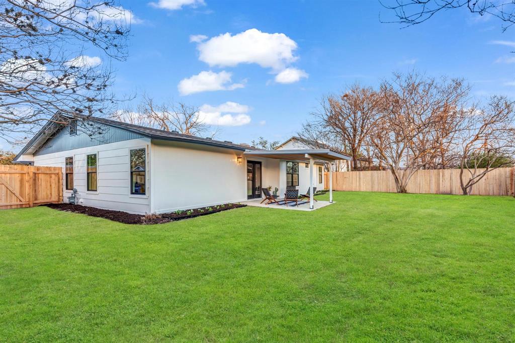 3005 Cedarlawn CIR