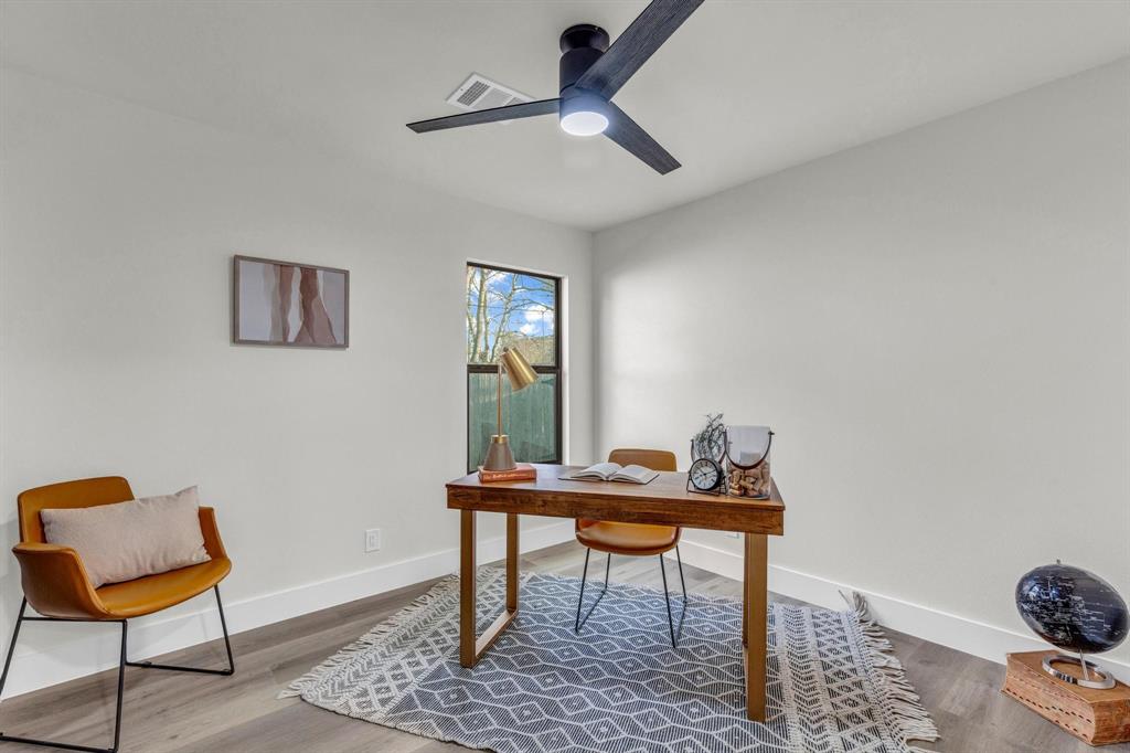 3005 Cedarlawn CIR