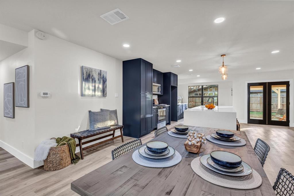 3005 Cedarlawn CIR