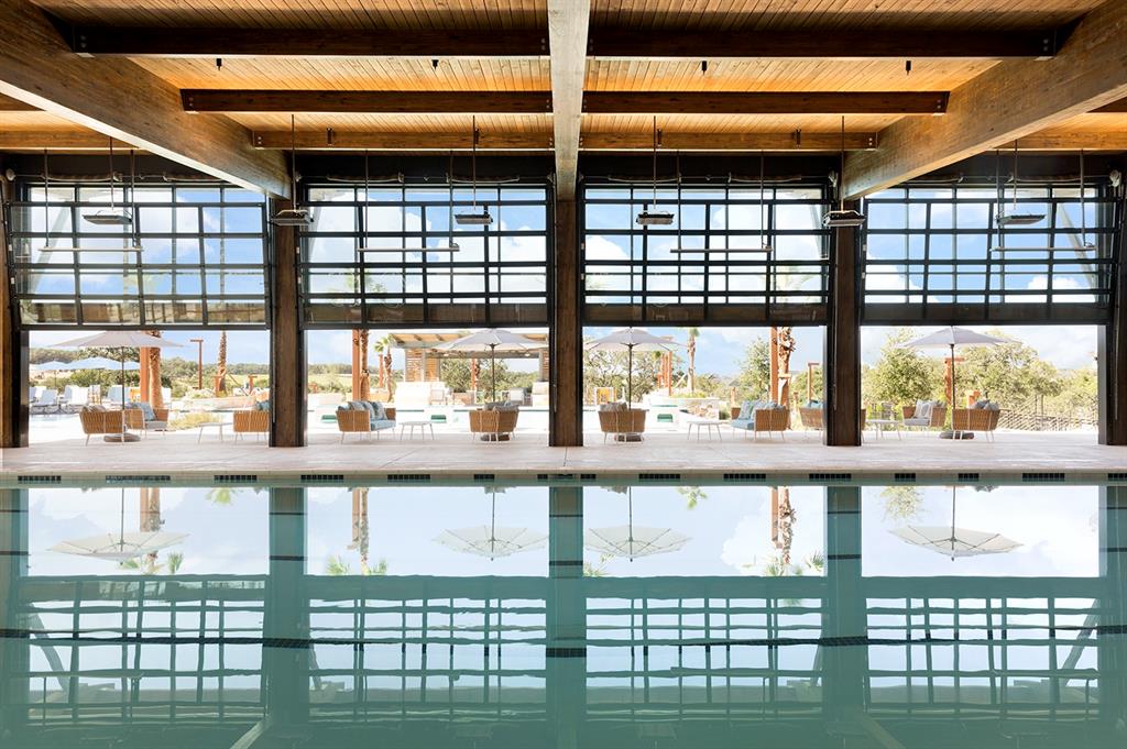 232 Trotting Bear LN