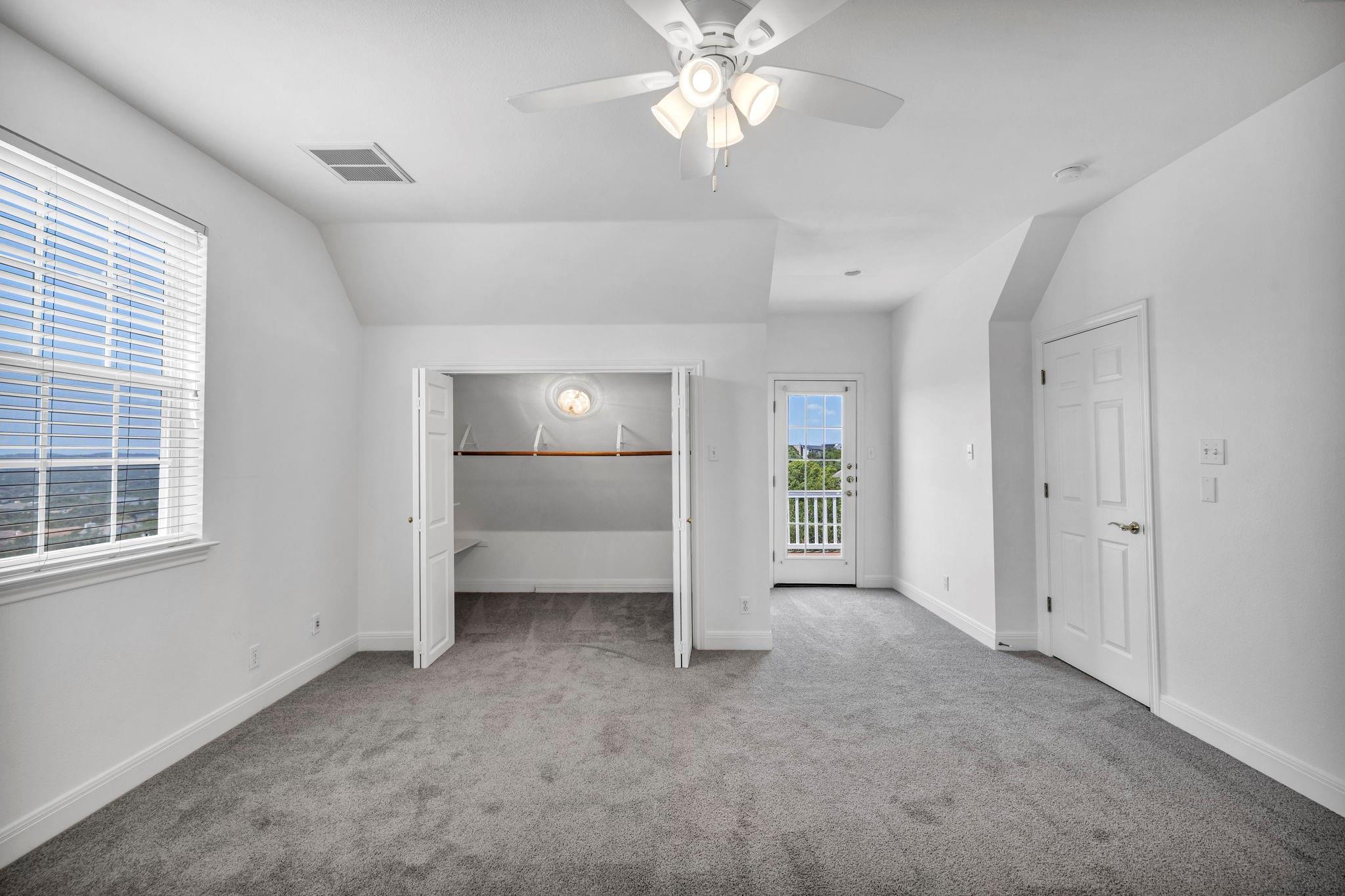 6303 Ridgeback DR