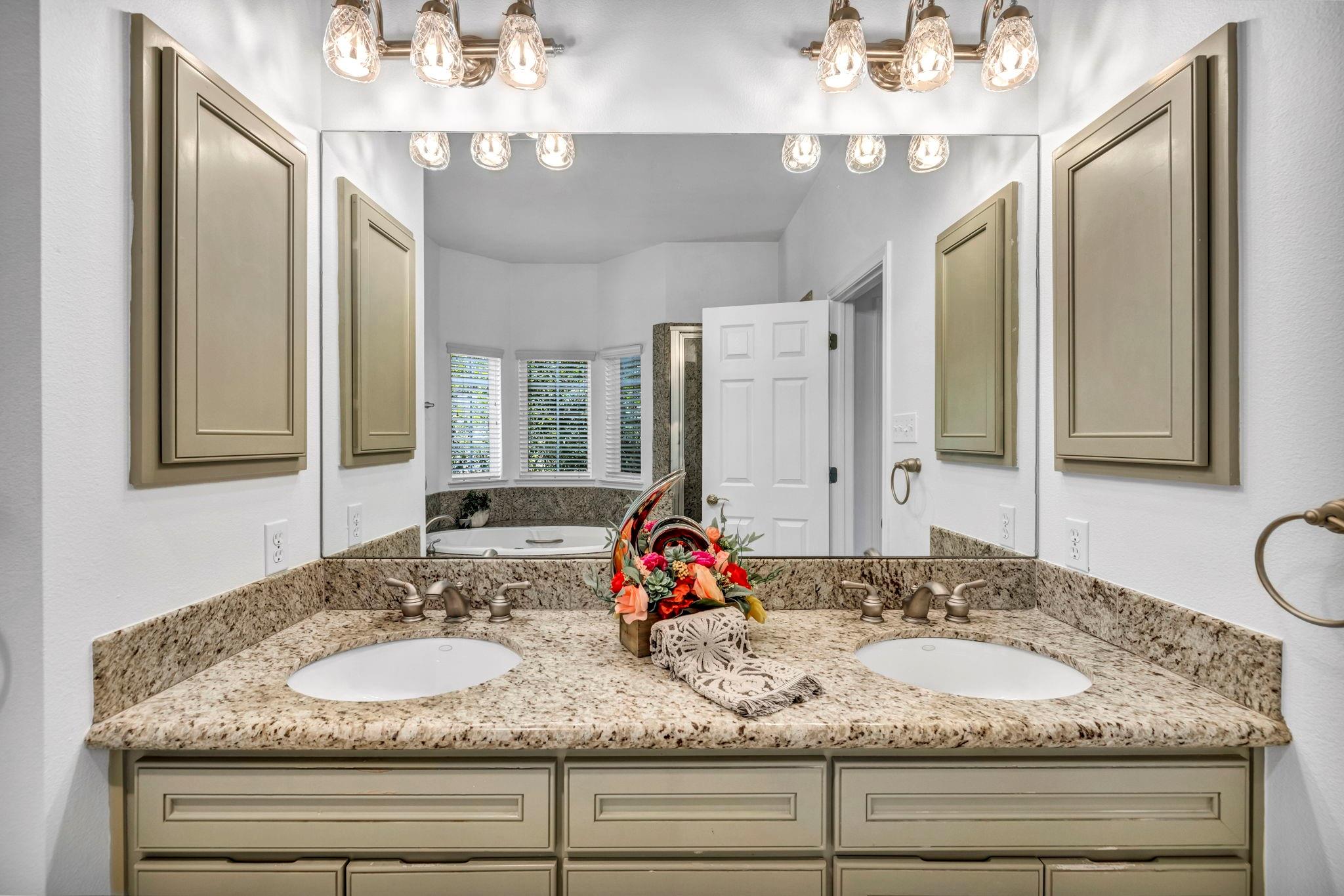 6303 Ridgeback DR