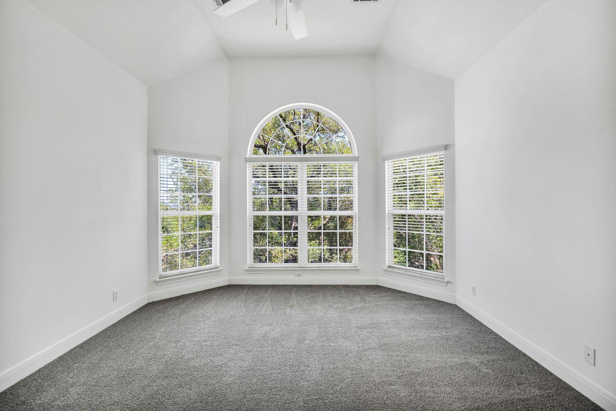 6303 Ridgeback DR