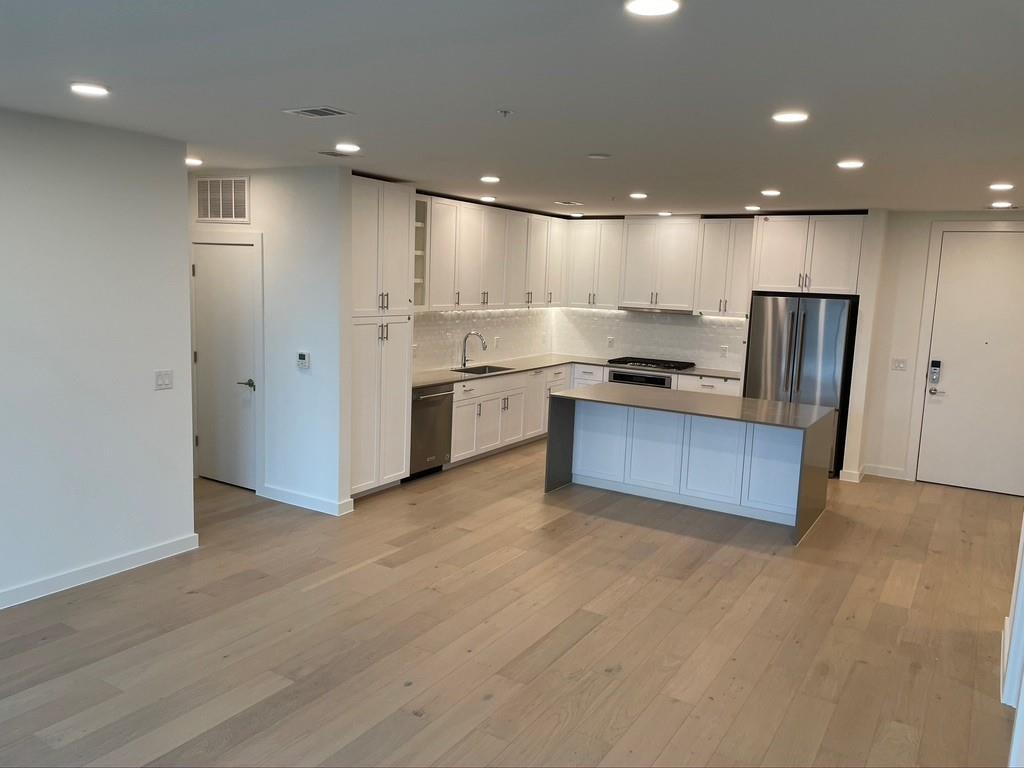 1600 S 1st ST # 310