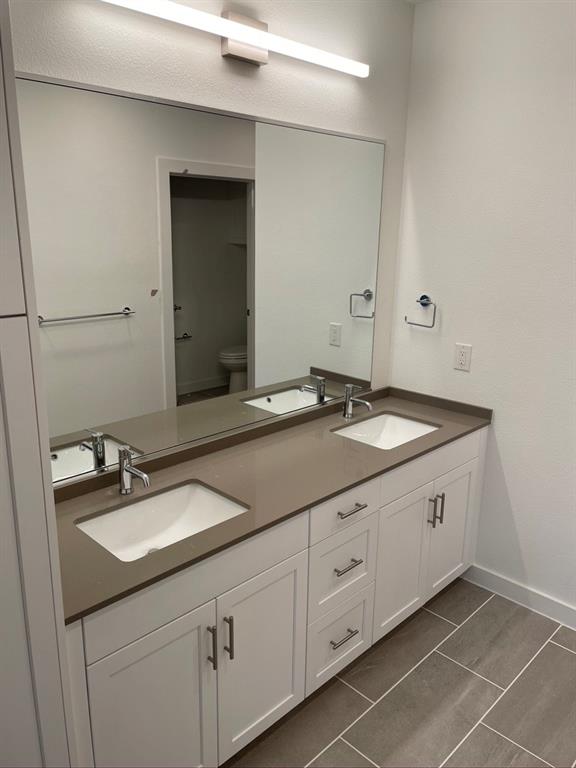 1600 S 1st ST # 310