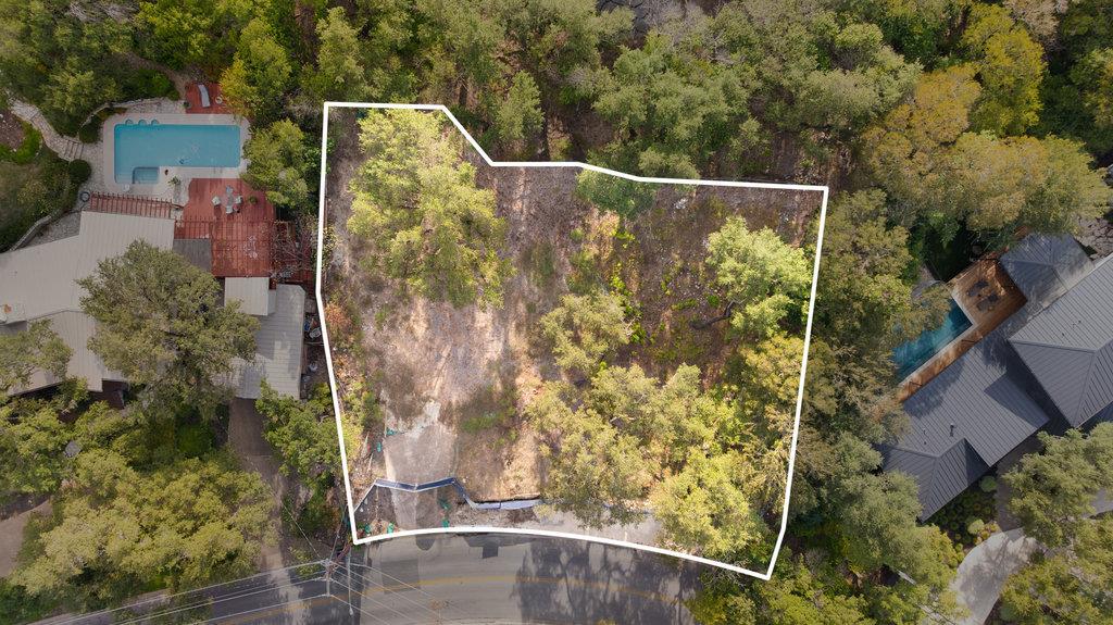 2705 Stratford DR