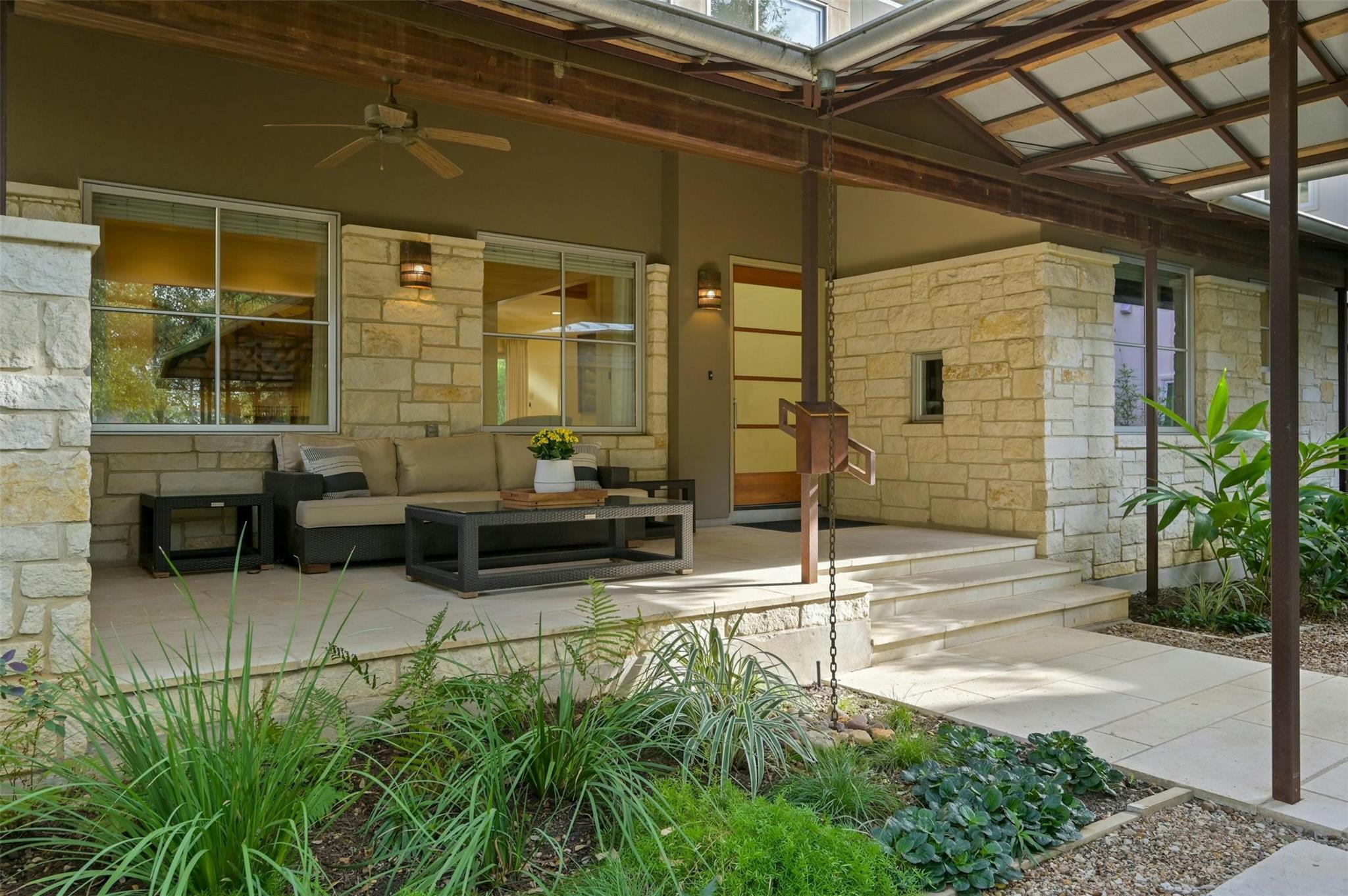 2500 Bridle PATH