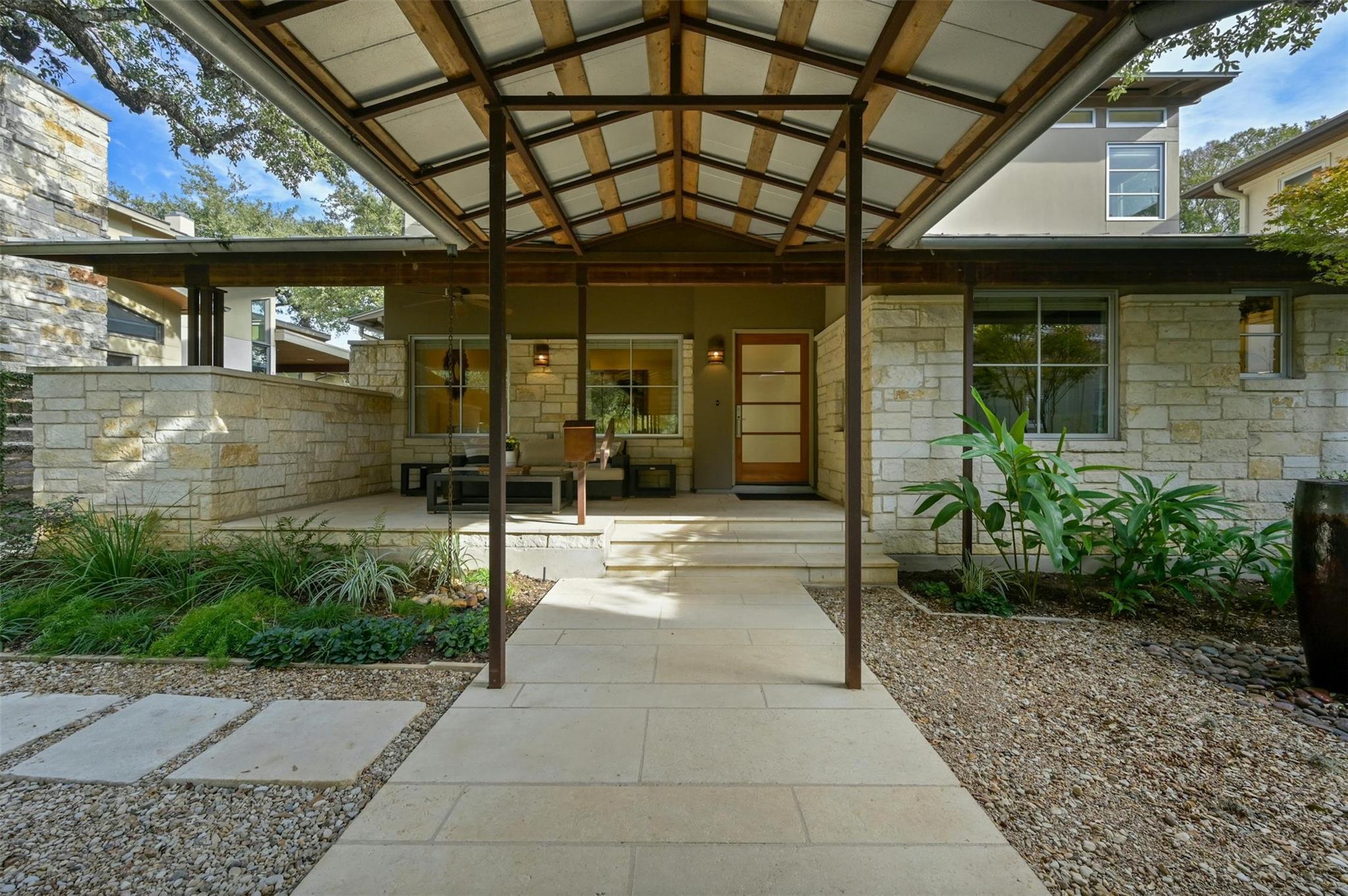 2500 Bridle PATH
