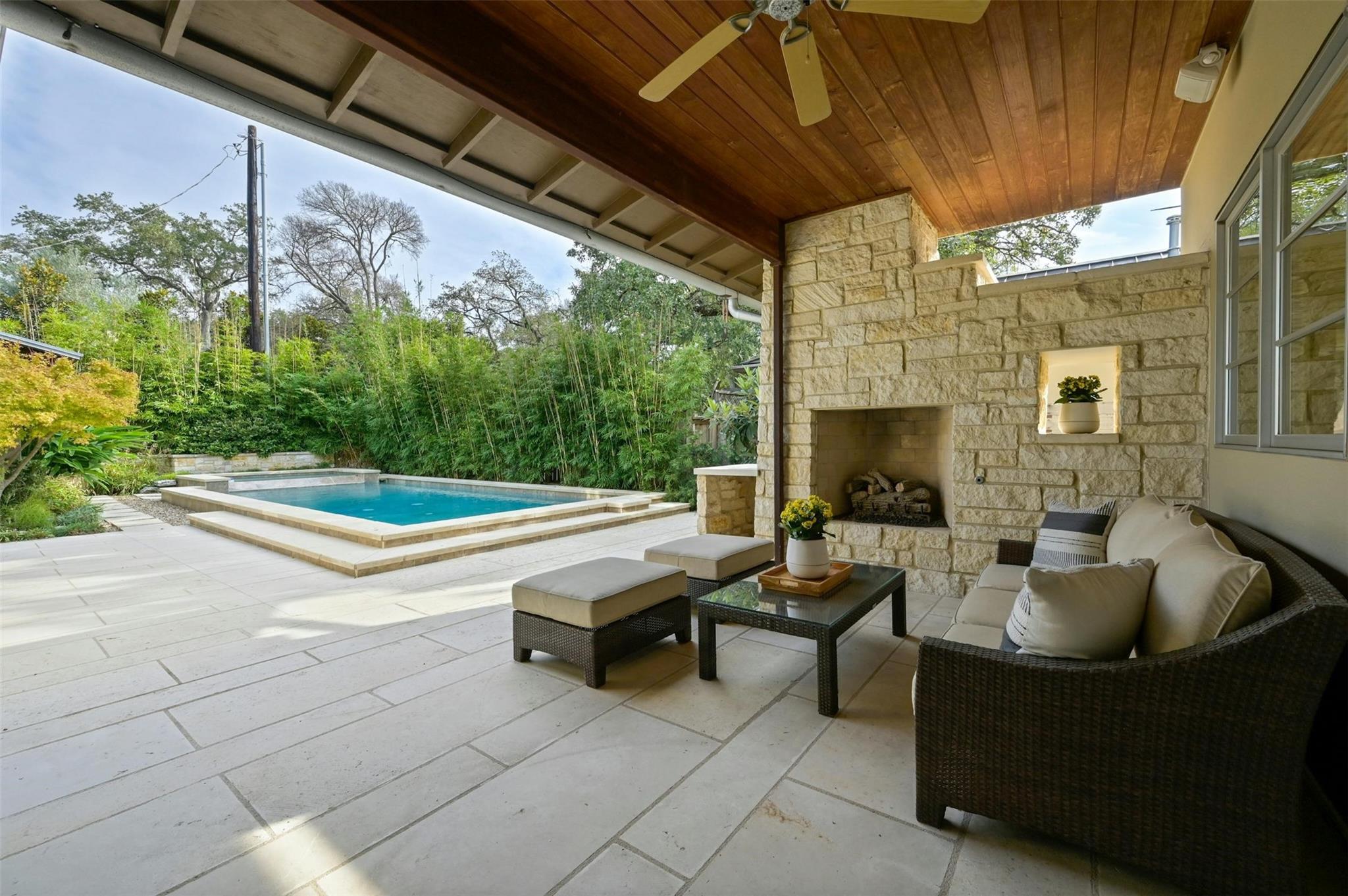 2500 Bridle PATH