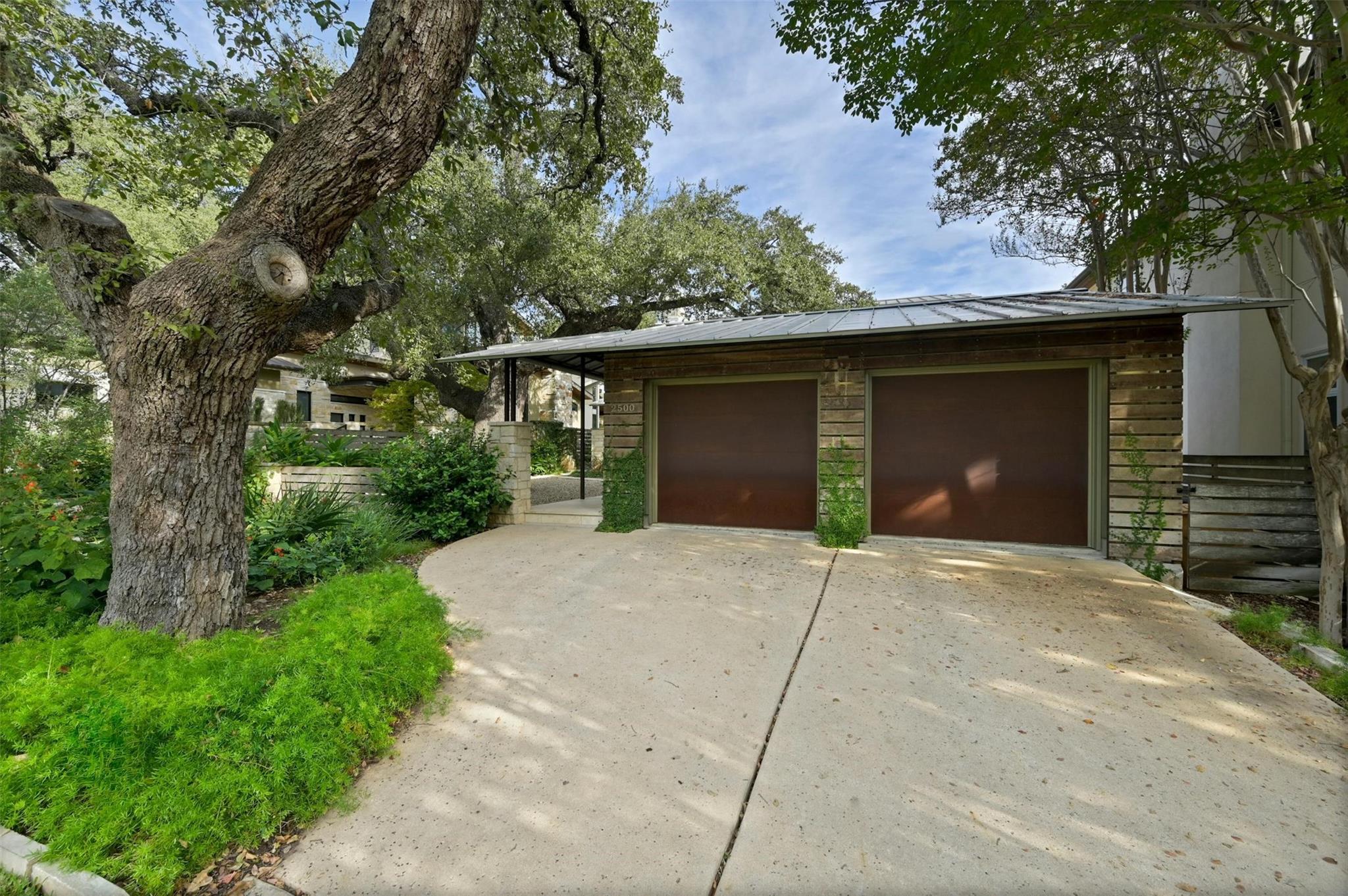 2500 Bridle PATH