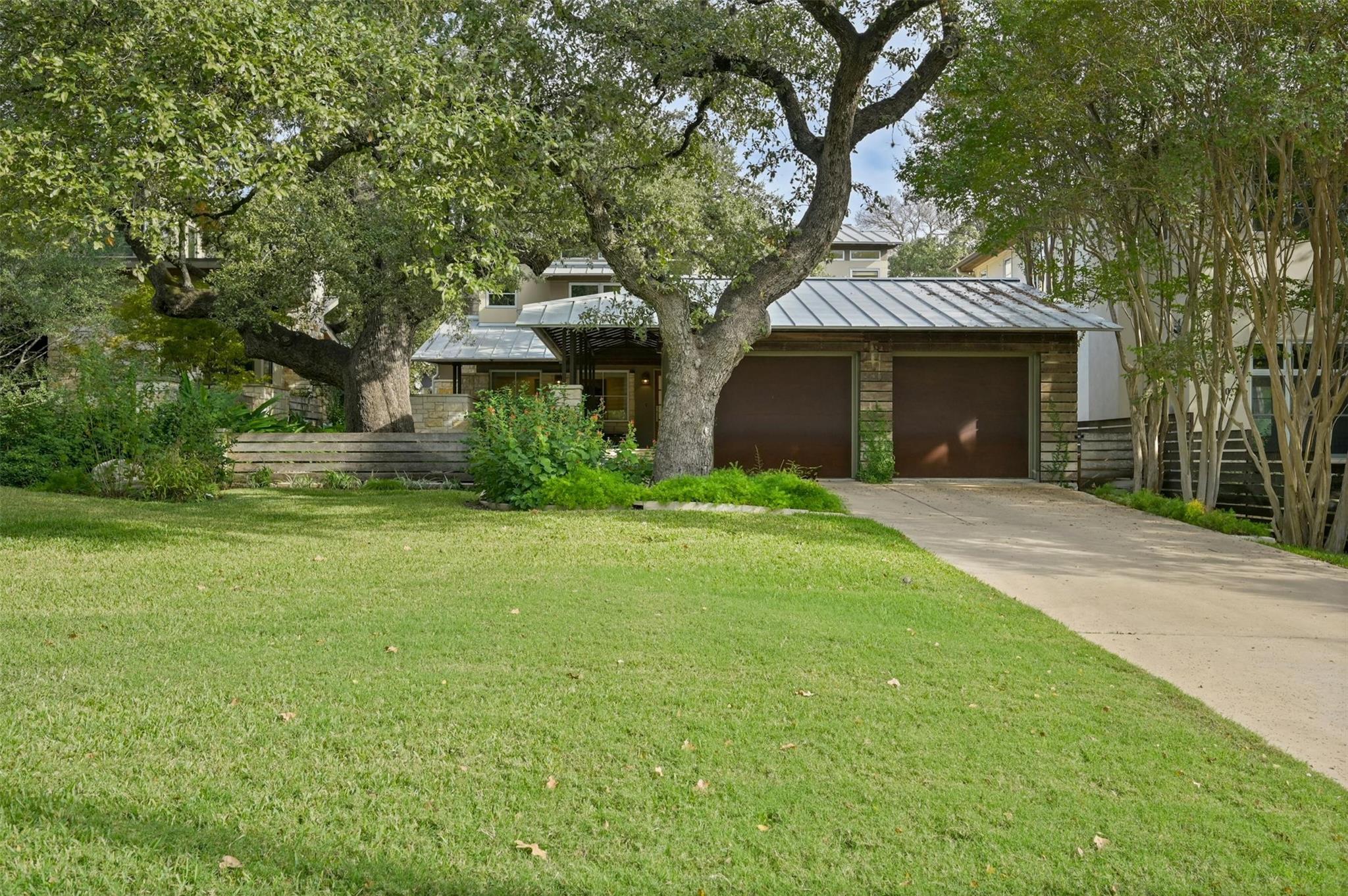 2500 Bridle PATH