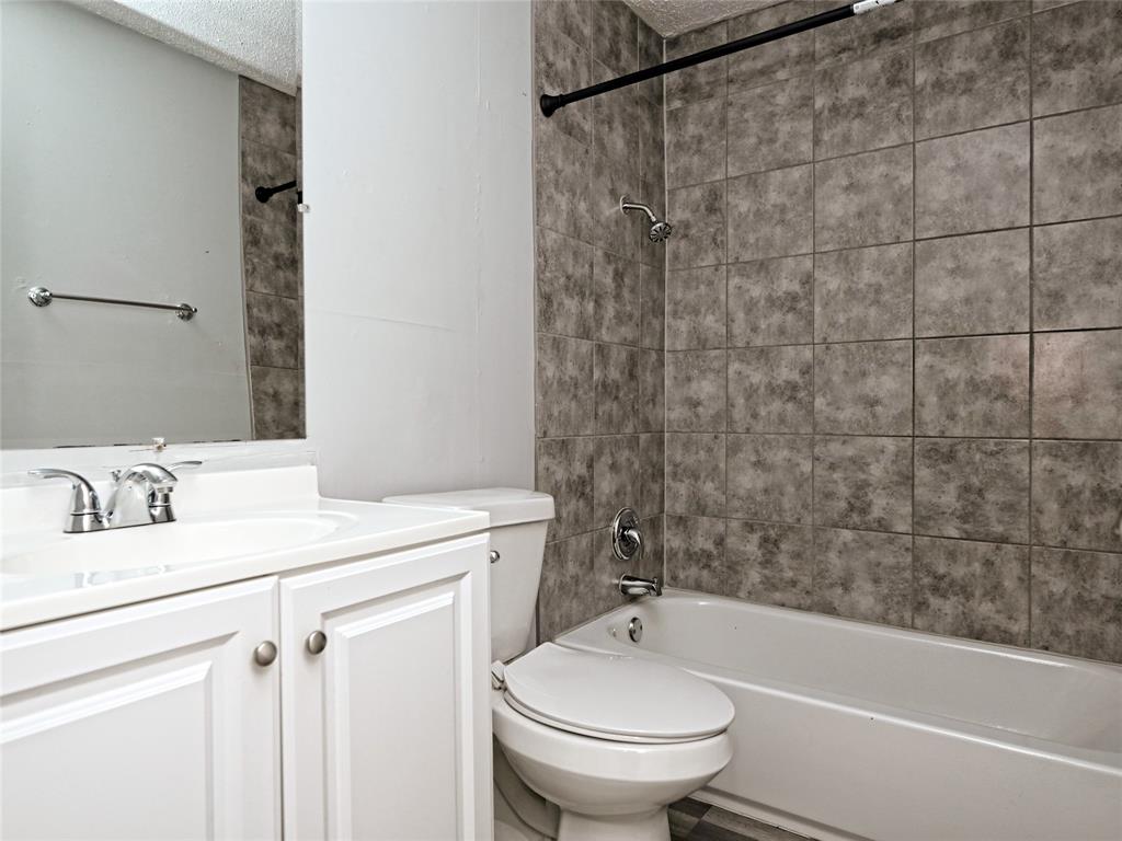 3307 CAROL ANN DR