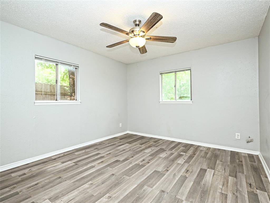 3307 CAROL ANN DR