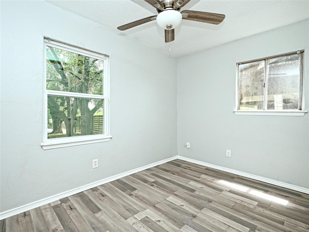 3307 CAROL ANN DR