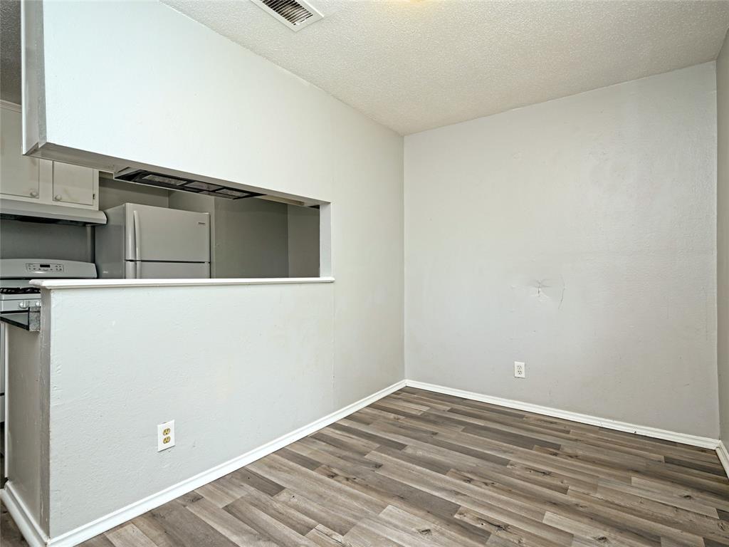 3307 CAROL ANN DR