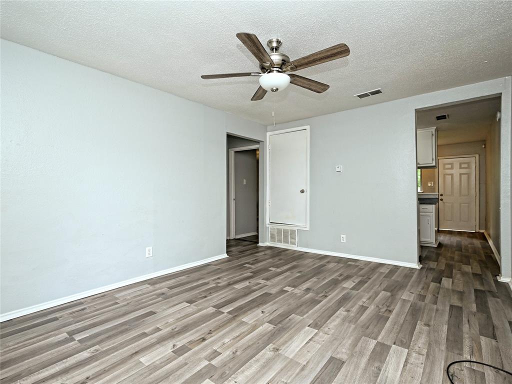 3307 CAROL ANN DR