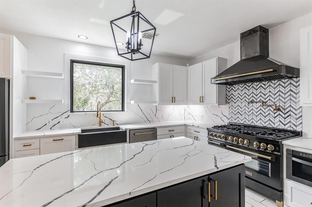 4121 Canyon Glen CIR