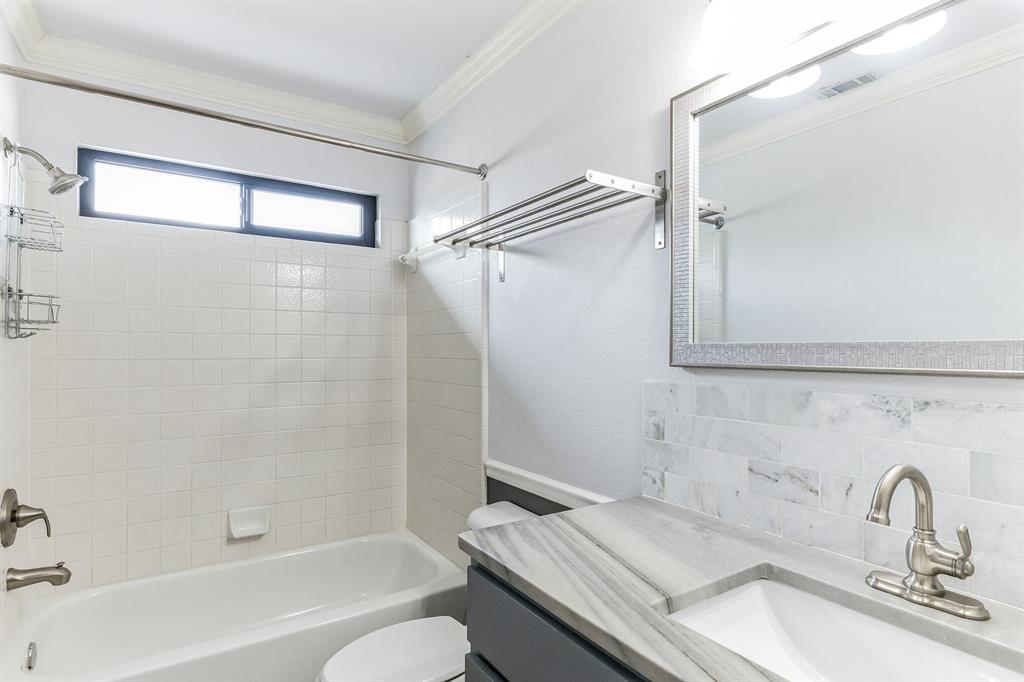 4121 Canyon Glen CIR